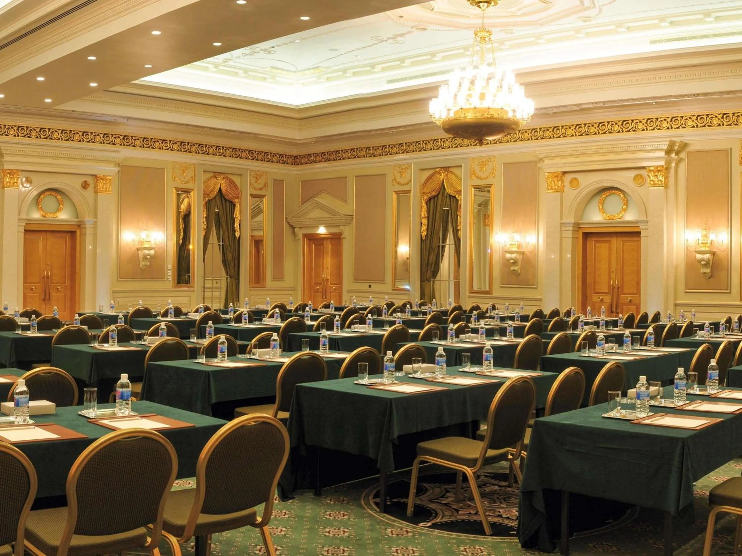 Meeting/conference room in Mövenpick Hotel Al Khobar