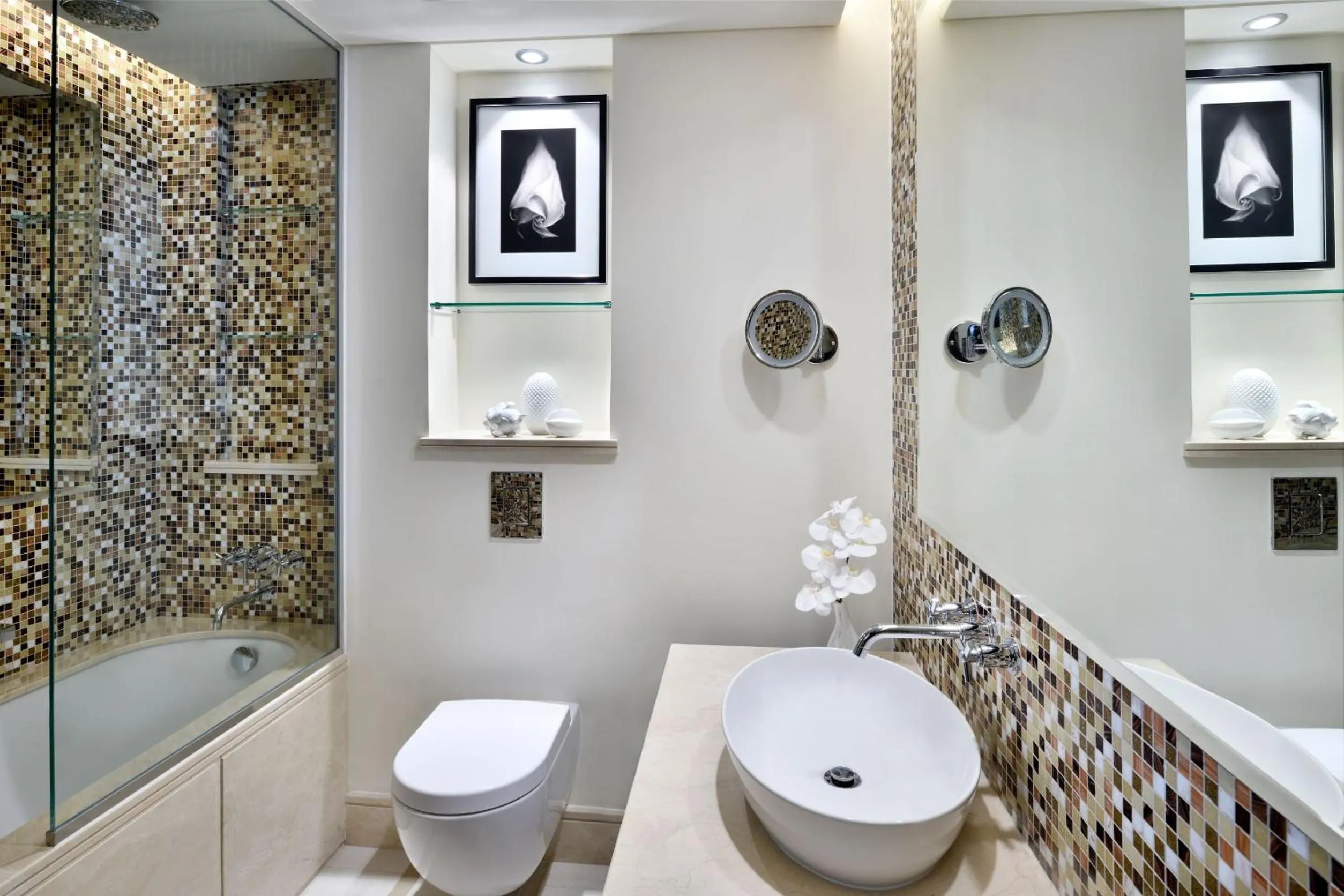 Shower in Address Downtown