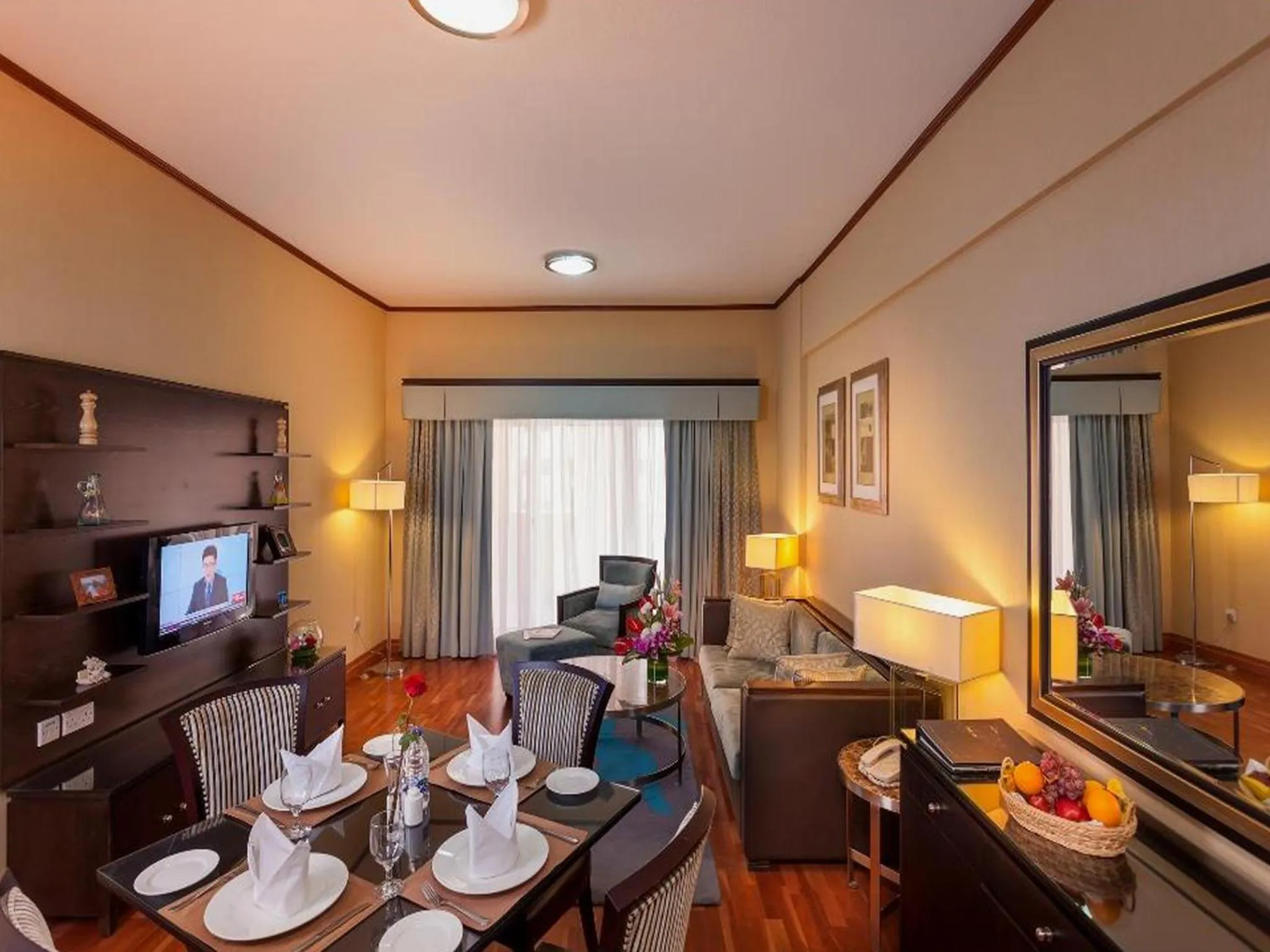 Kitchen or kitchenette in Chelsea Gardens Hotel Apartment