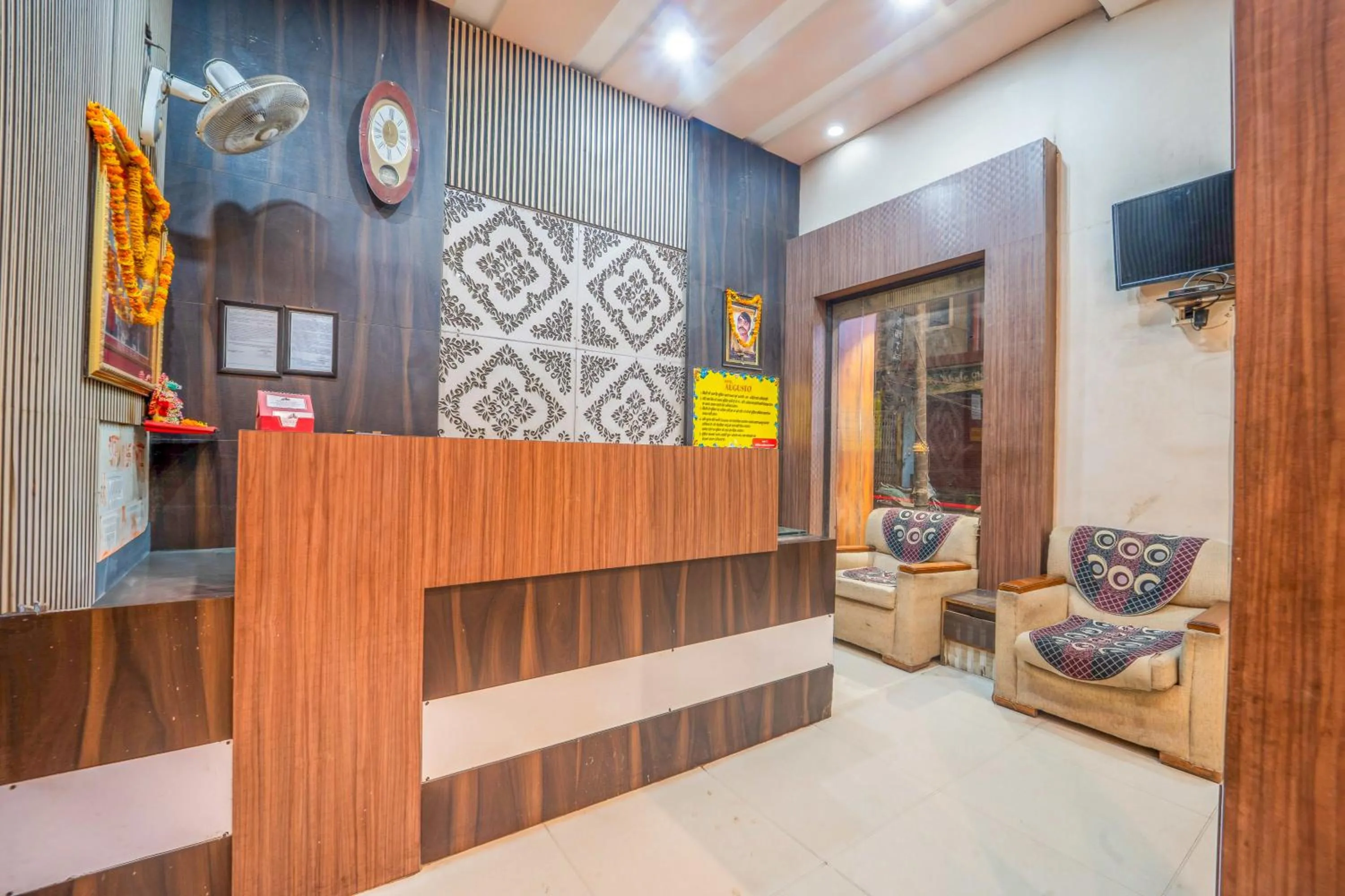 Lobby or reception in HOTEL AUGUSTO