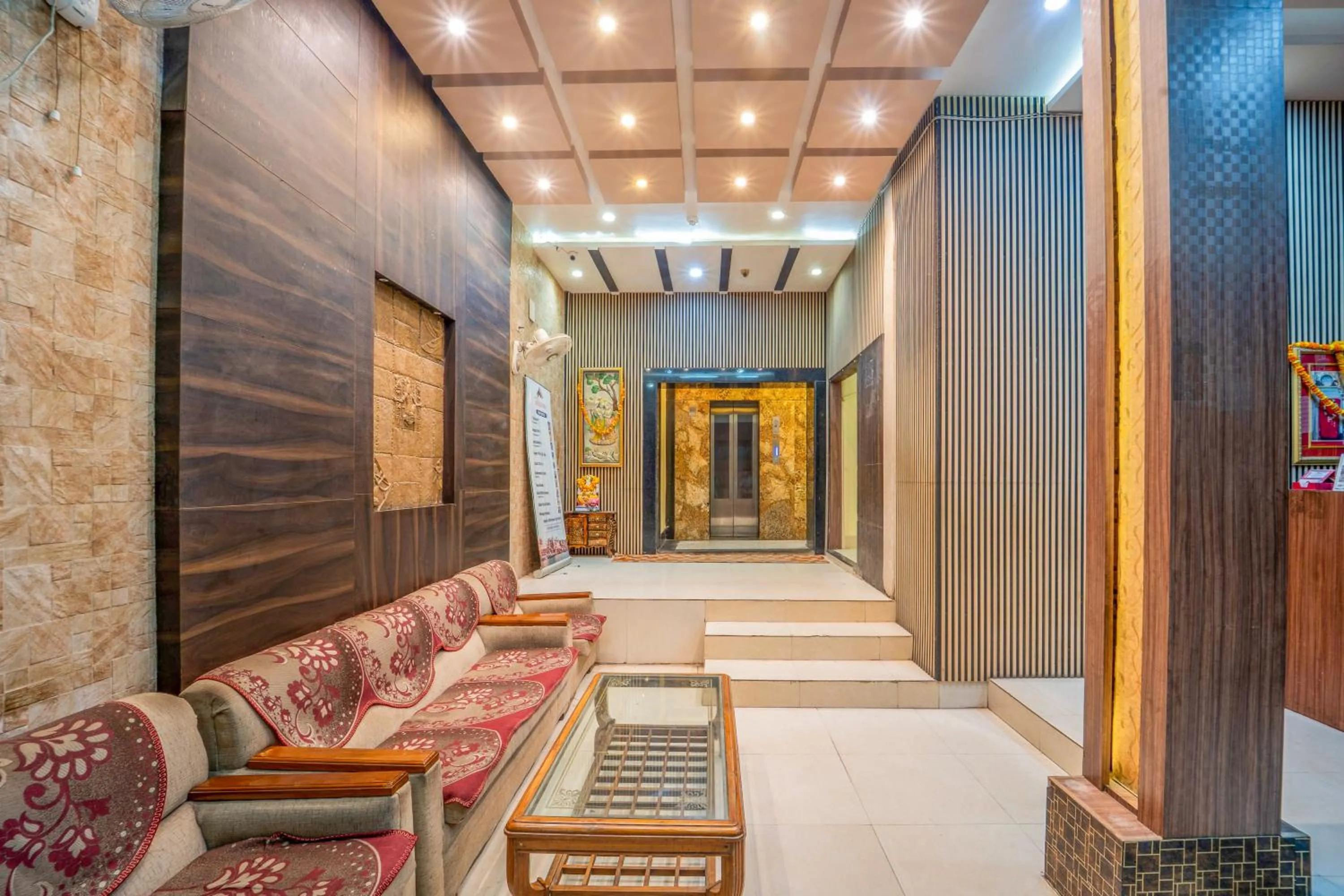 Lobby or reception in HOTEL AUGUSTO