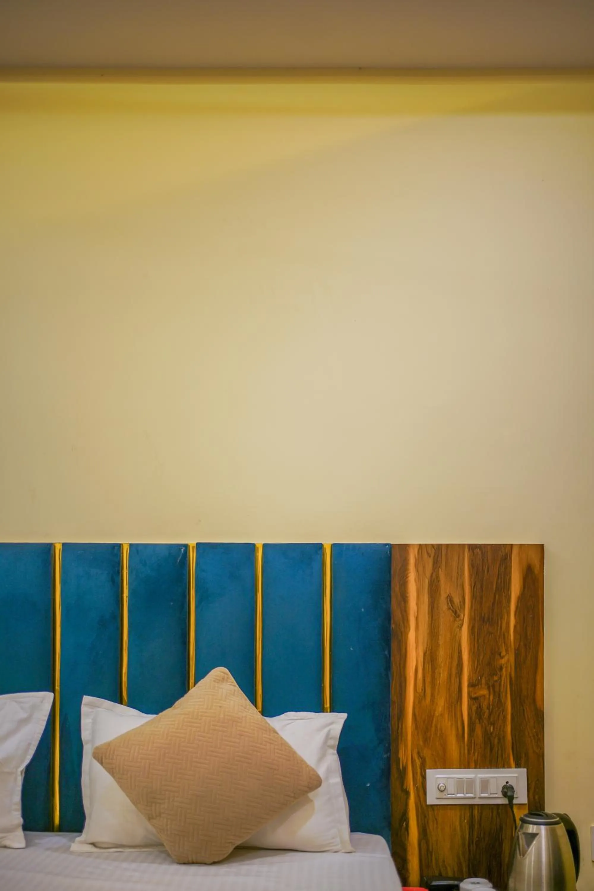 Bed in HOTEL AUGUSTO