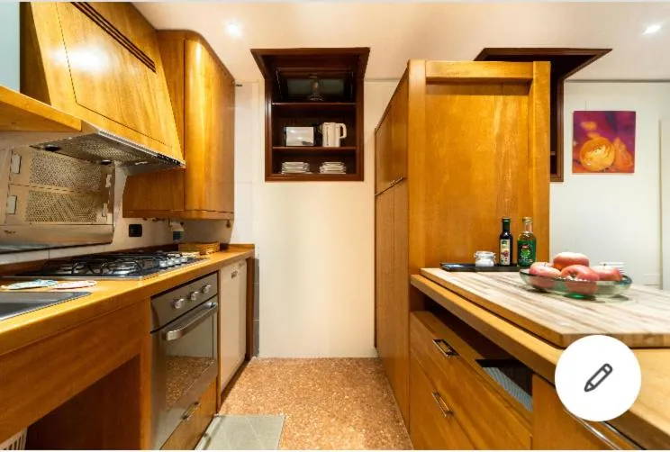 Kitchen or kitchenette in The Zen House Apartment