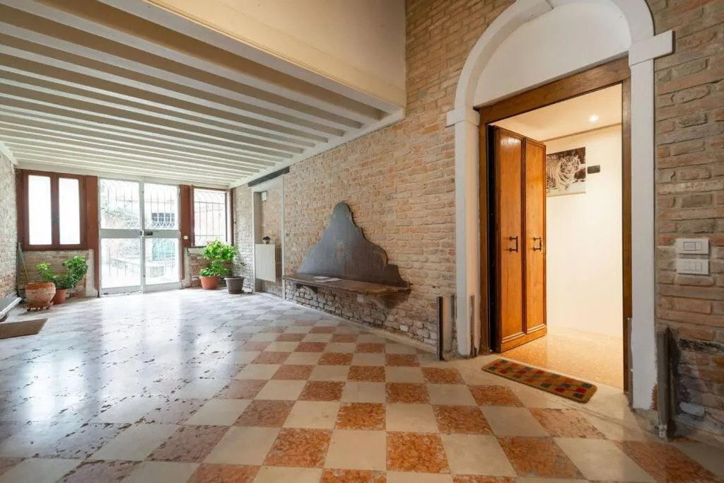 Facade/entrance in The Zen House Apartment