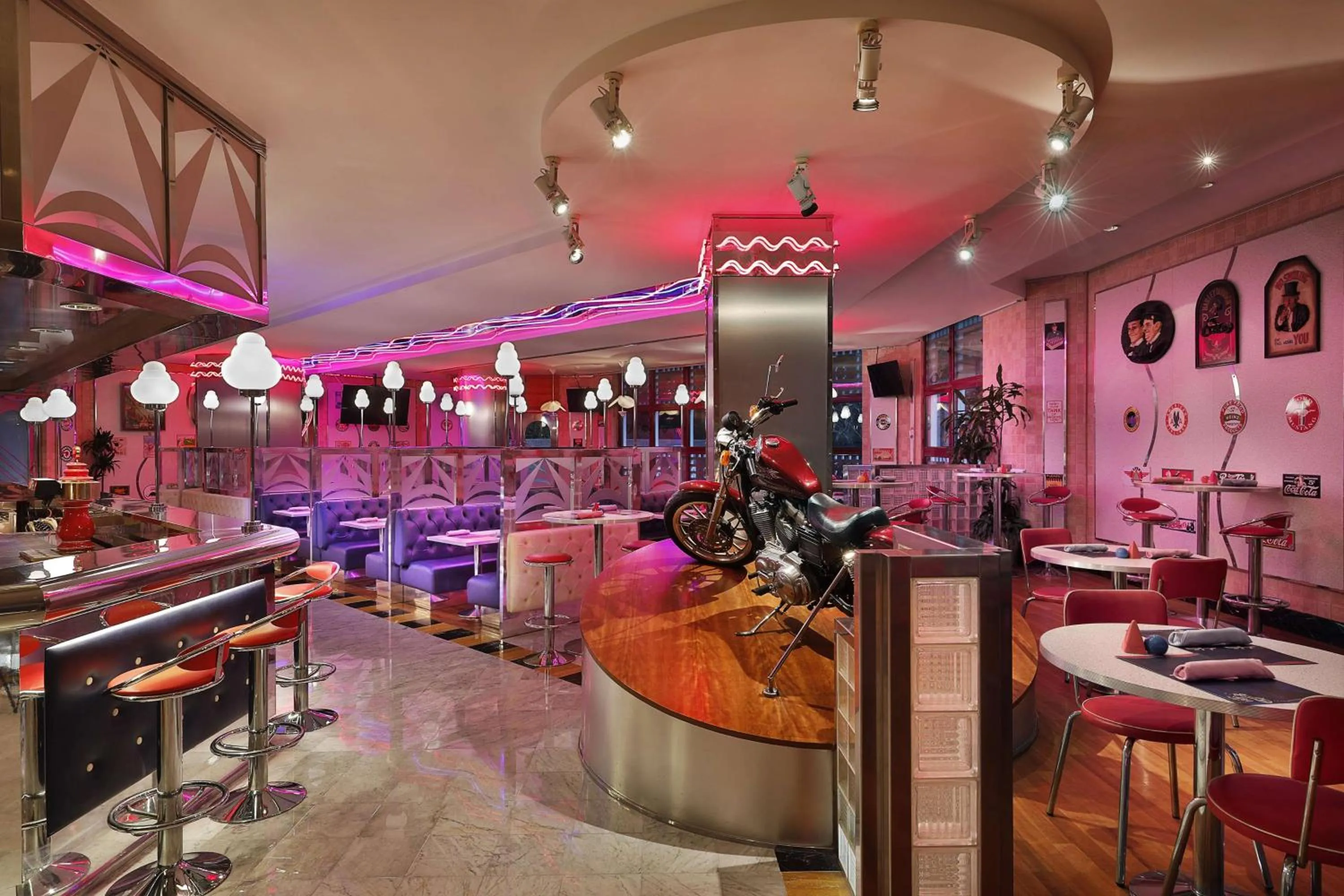 Restaurant/places to eat in Jeddah Hilton