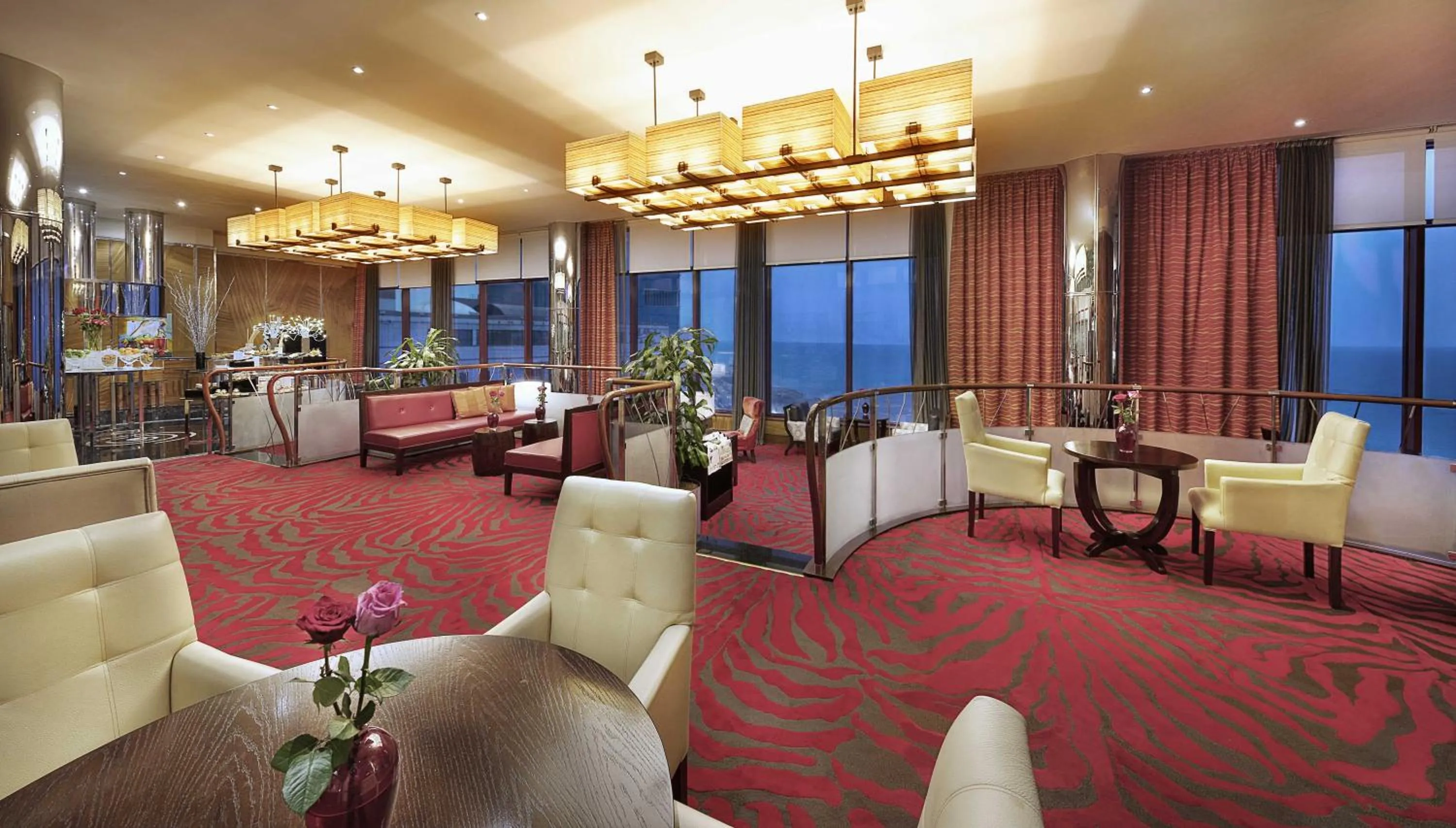 Lounge or bar in Jeddah Hilton