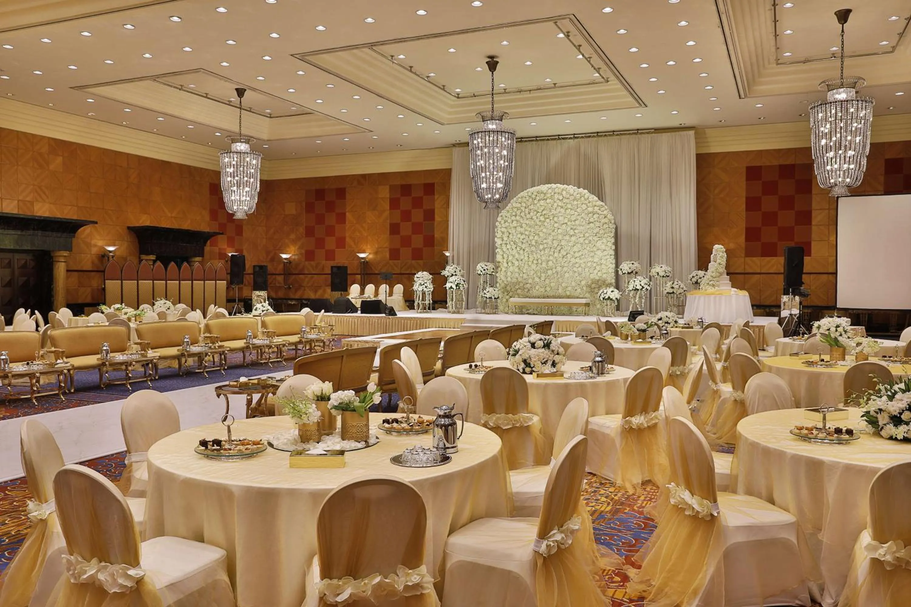 Dining area in Jeddah Hilton