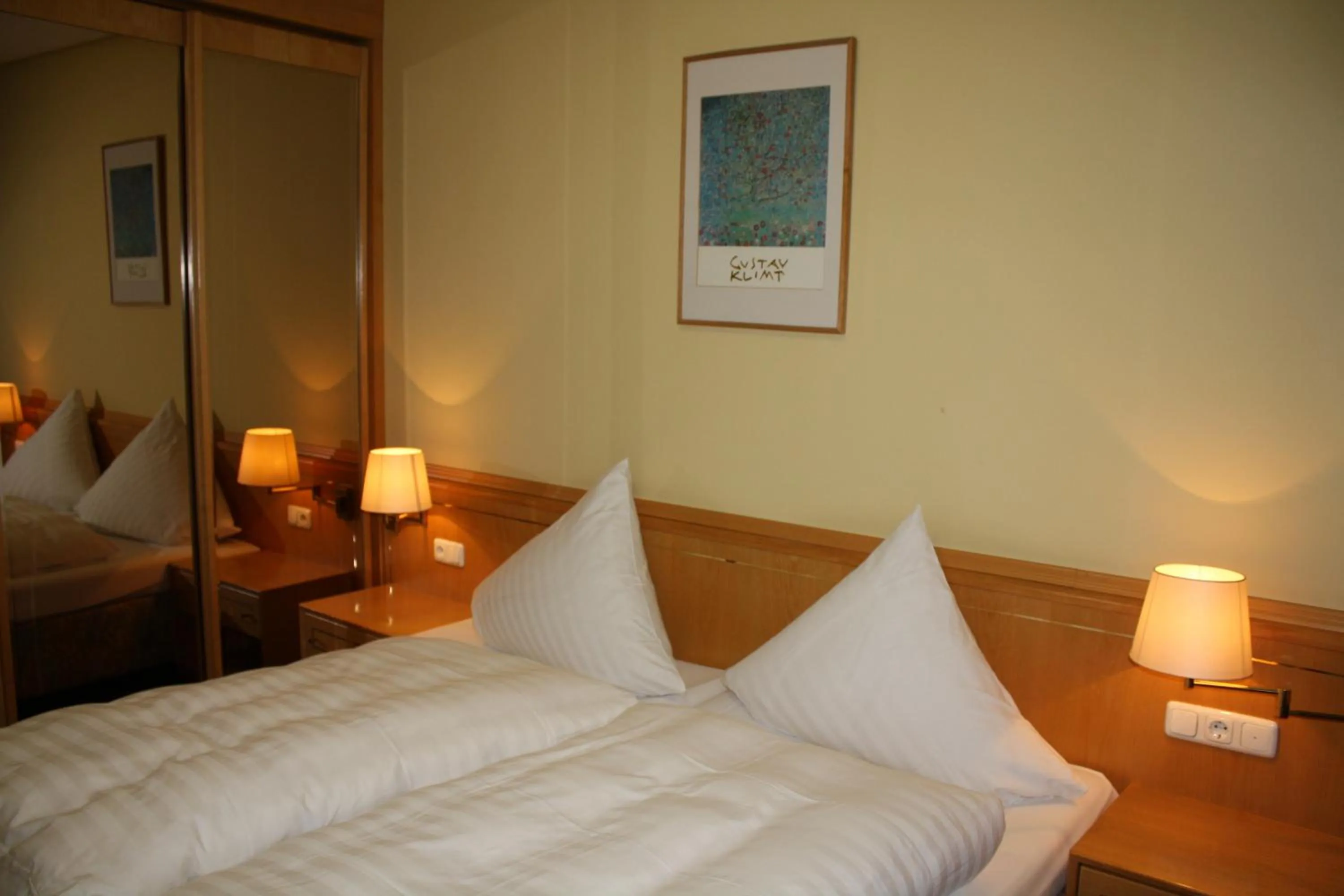 Bed in Hotel Mykonos