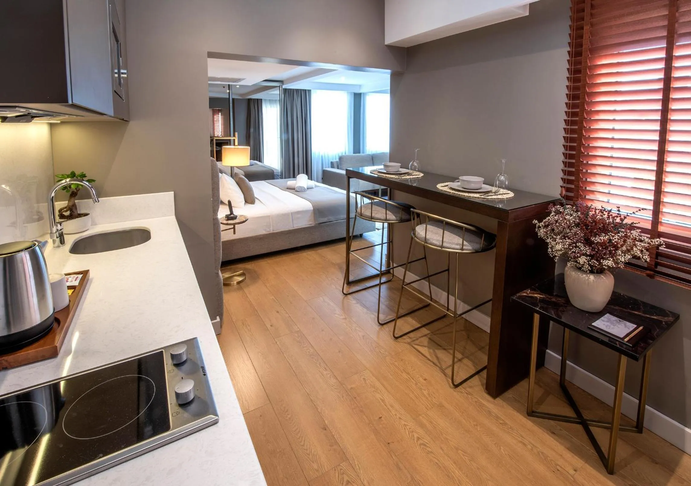 Kitchen or kitchenette in Valente Suites&Hotel