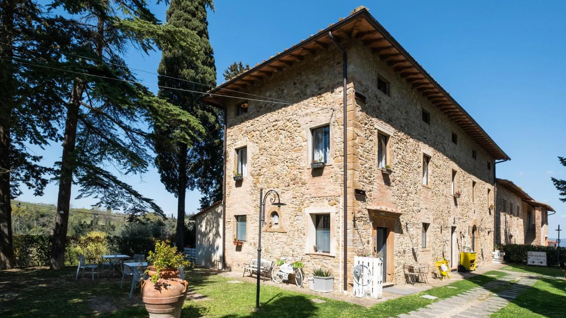 Property building in Il Castagnolo Country B&B