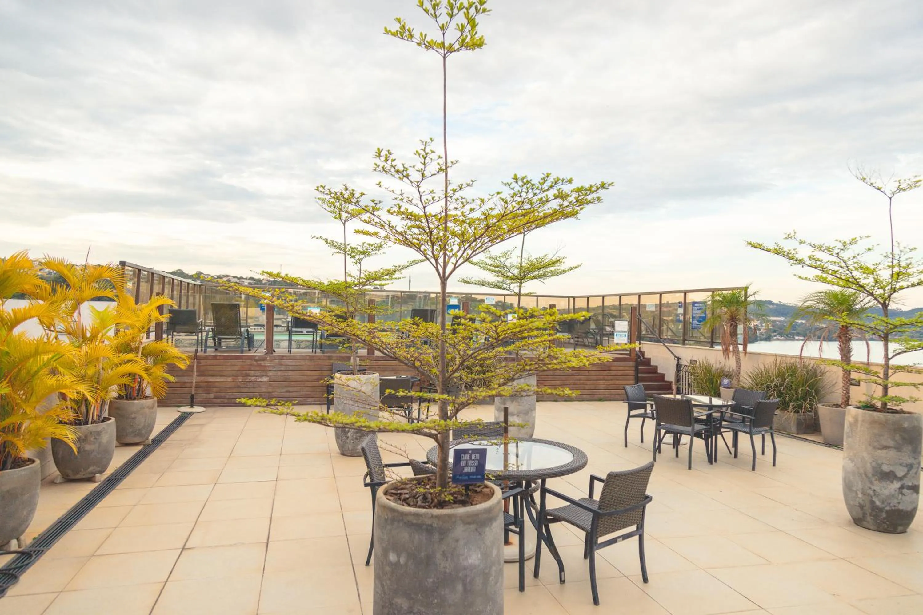 Restaurant/places to eat in Lagoon Prime Hotel