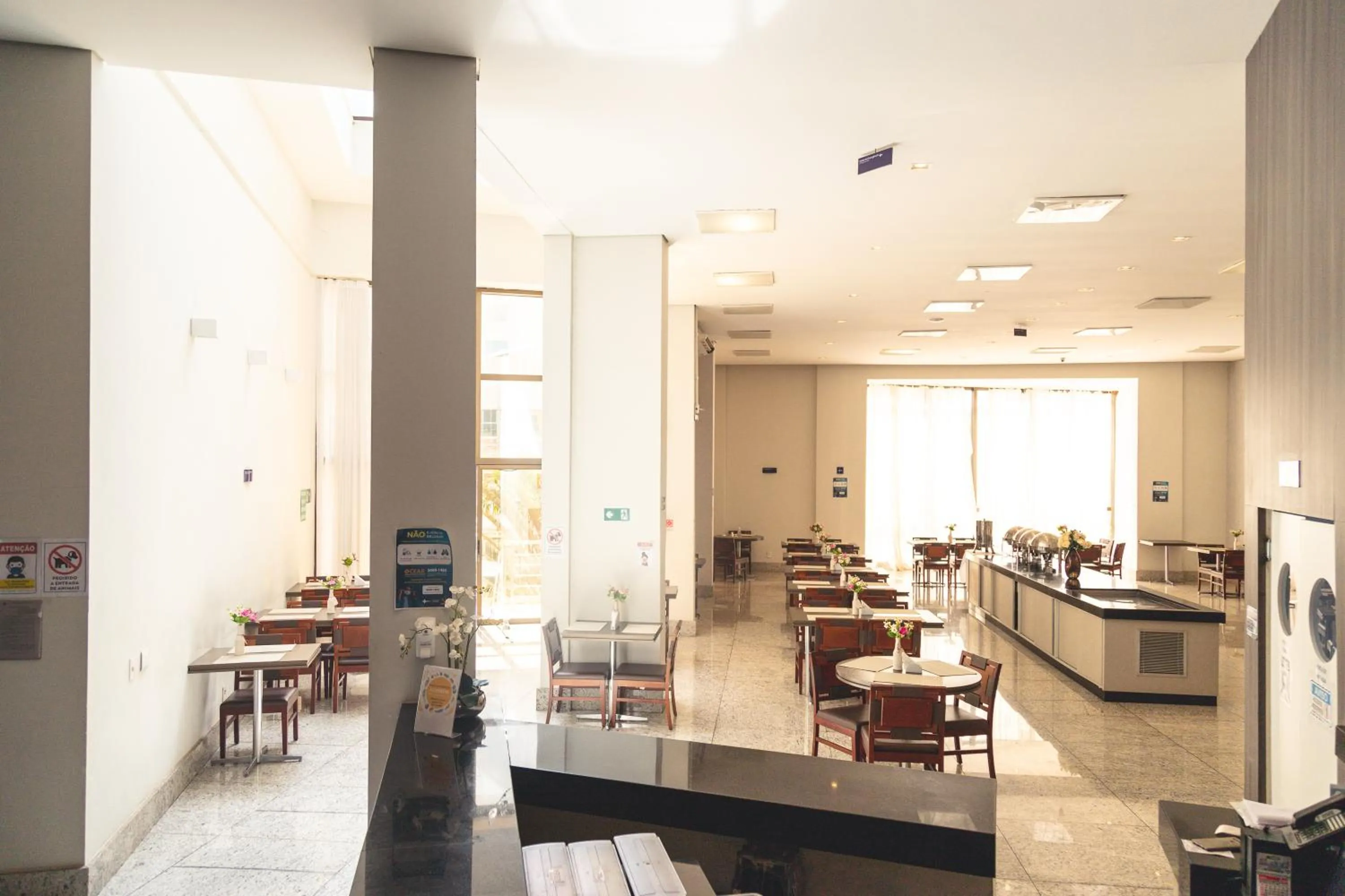 Restaurant/places to eat in Lagoon Prime Hotel