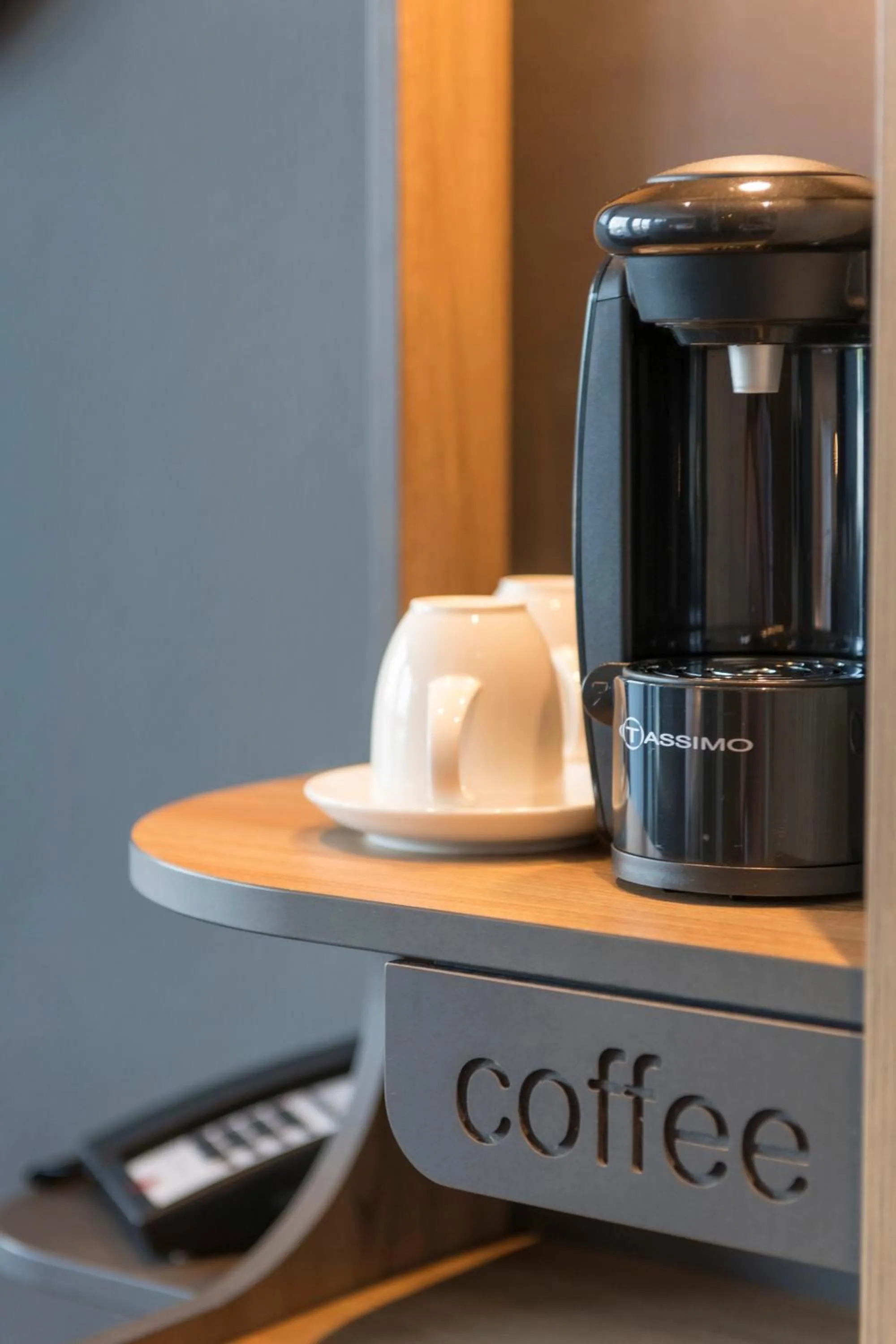 Coffee/tea facilities in Best Western Plus Hotel Papenburg