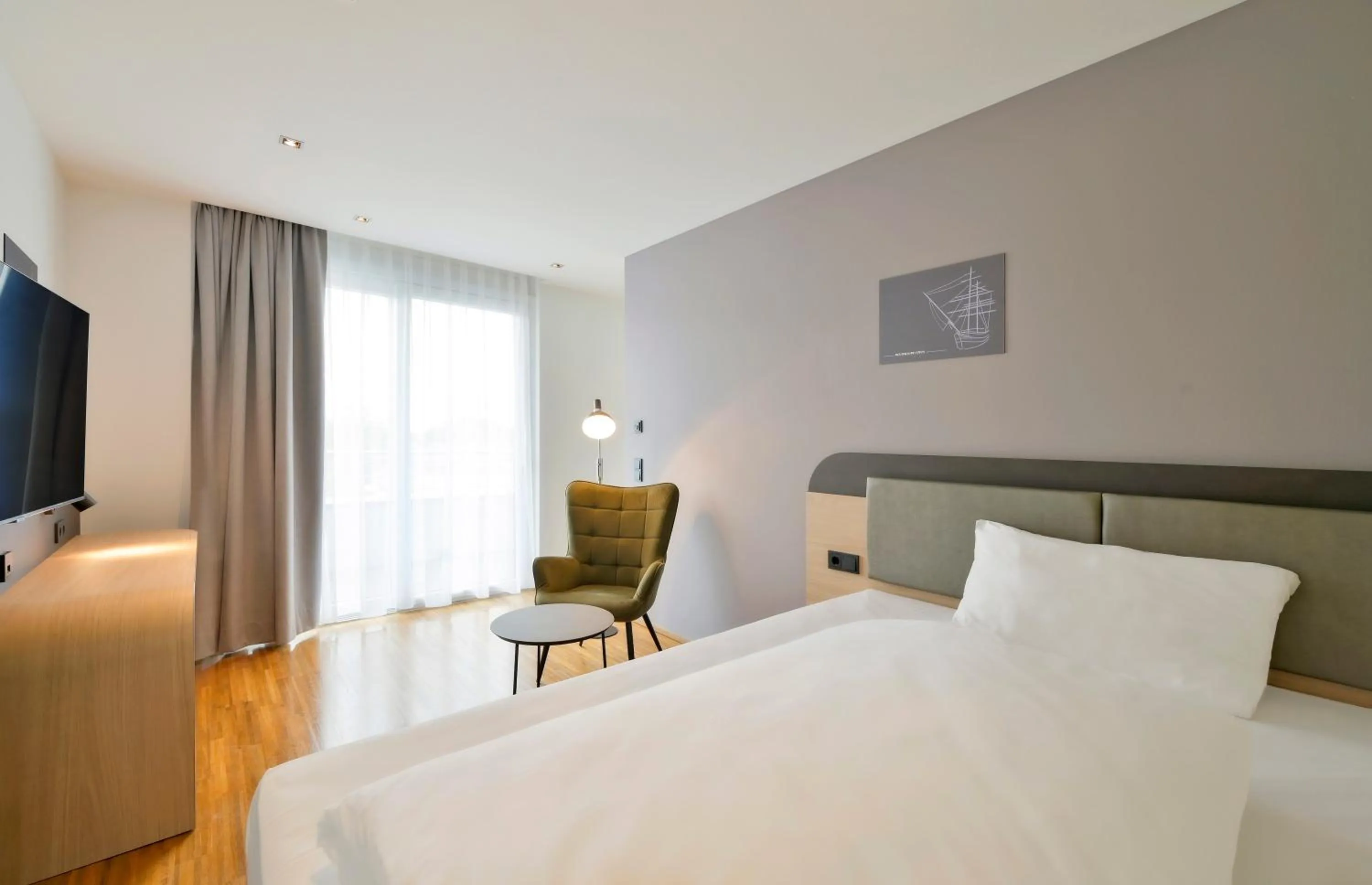 Bedroom, Bed in Best Western Plus Hotel Papenburg