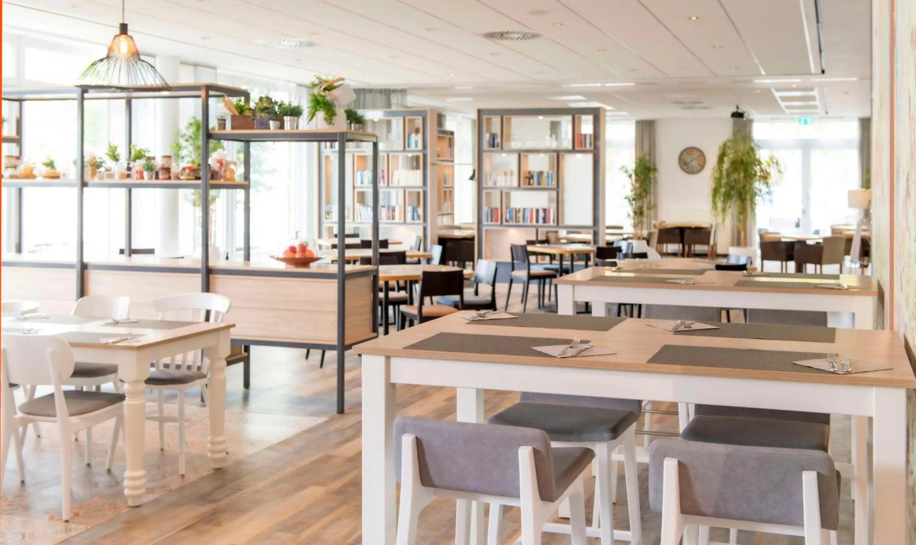 Restaurant/places to eat in Best Western Plus Hotel Papenburg