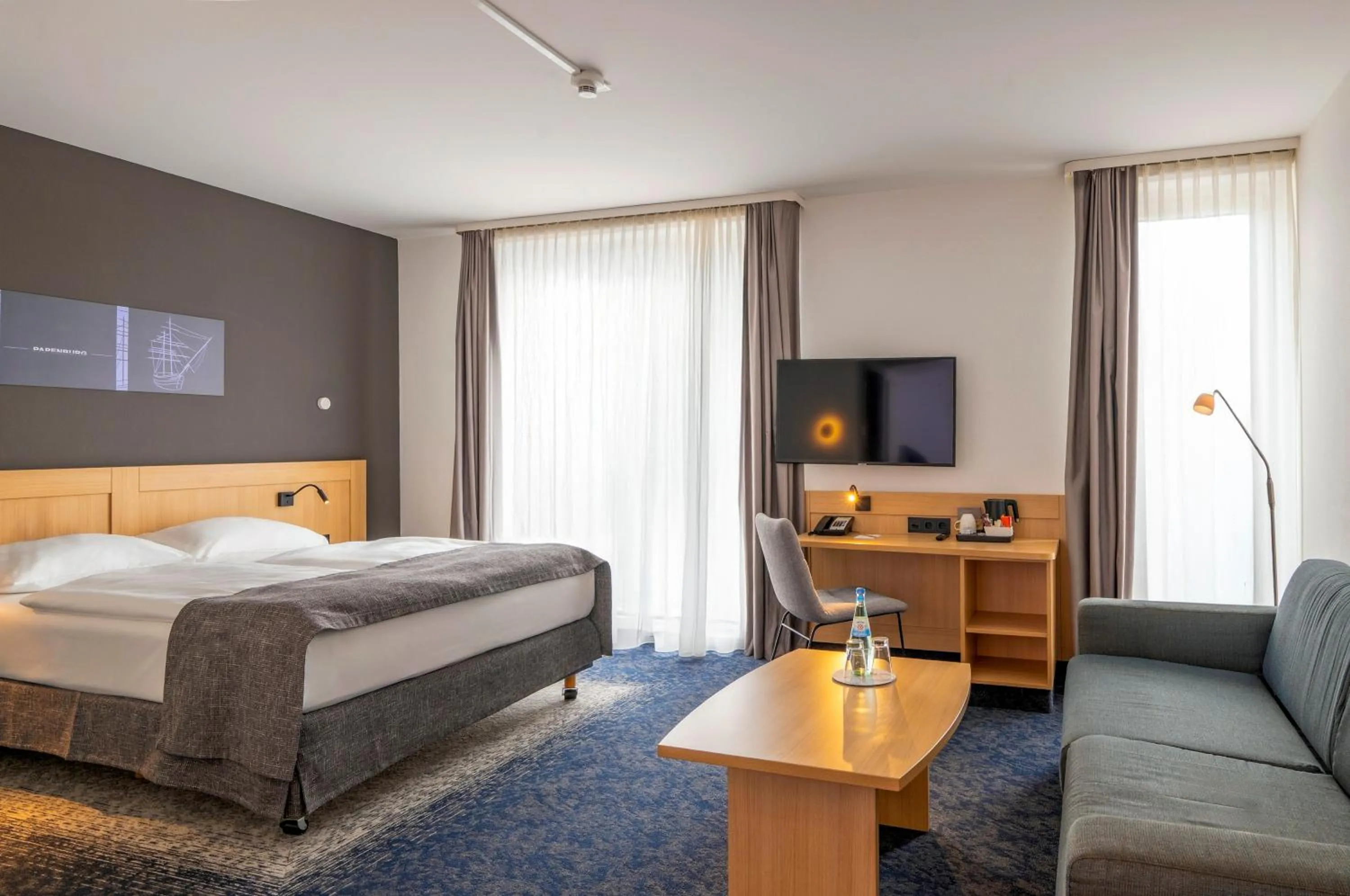 Photo of the whole room, Bed in Best Western Plus Hotel Papenburg