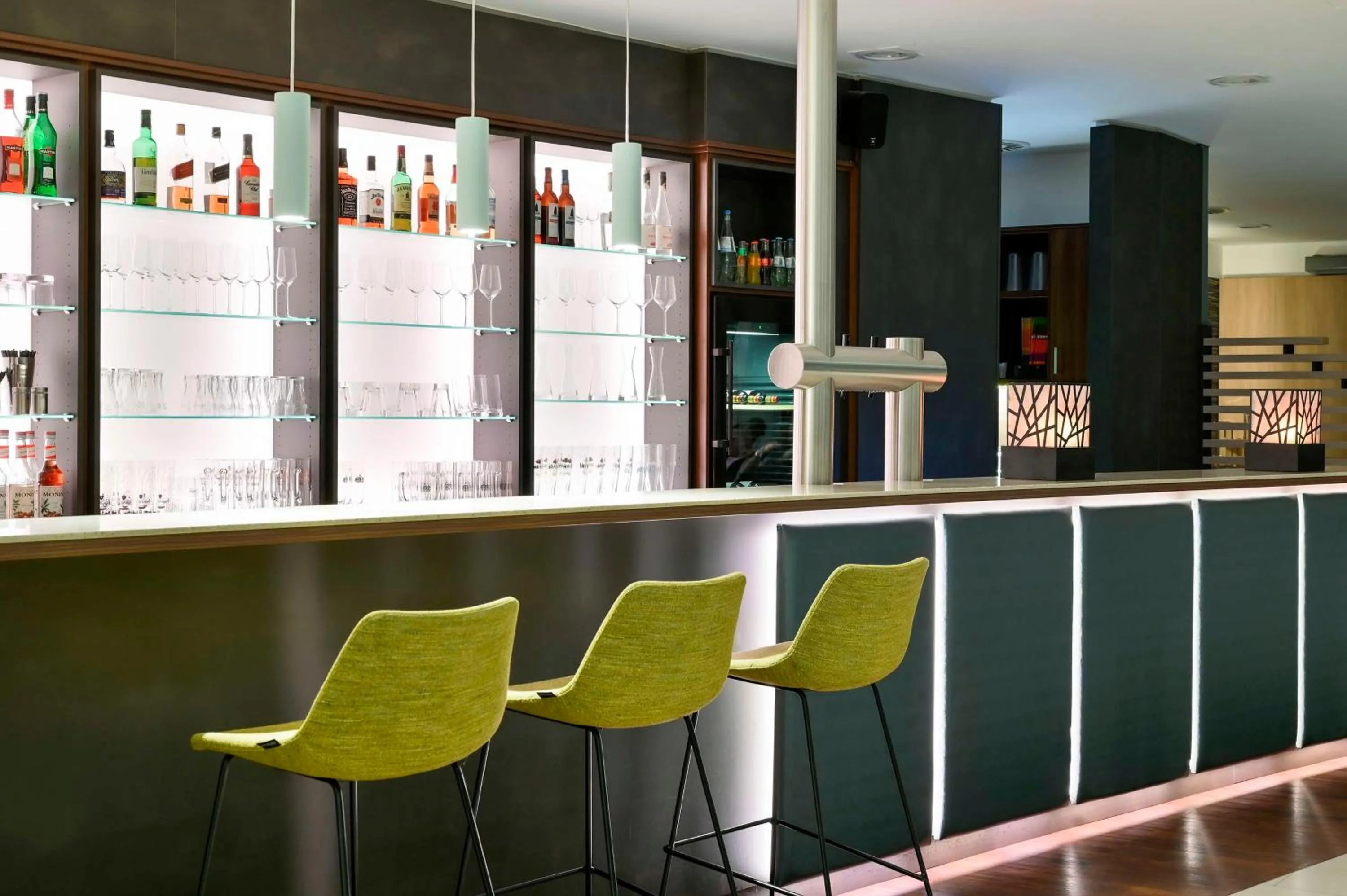 Lounge or bar in Best Western Plus Hotel Papenburg