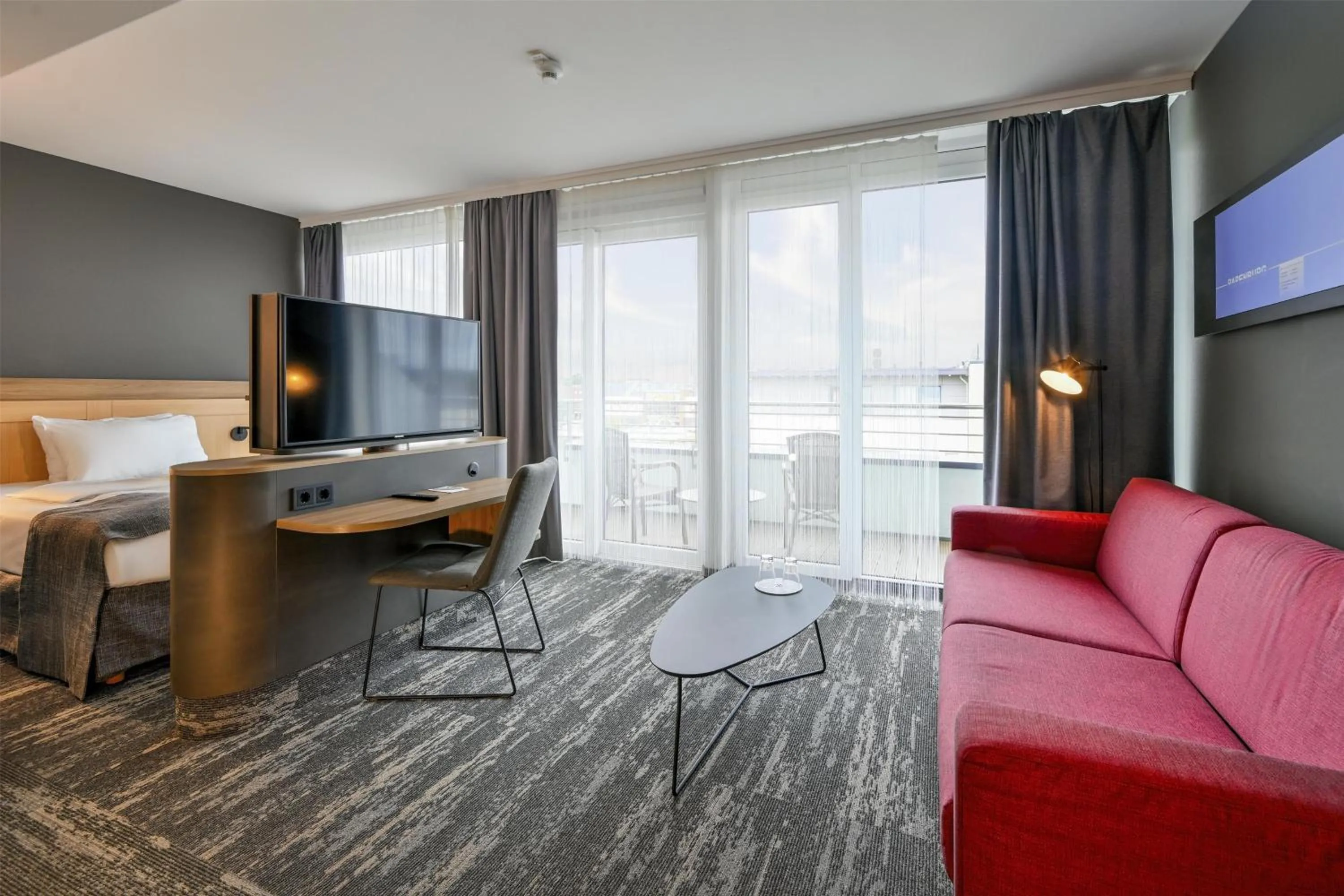 Photo of the whole room, Bed in Best Western Plus Hotel Papenburg