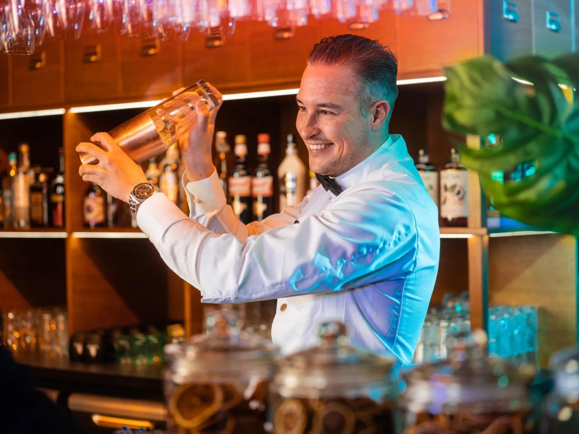 Nightclub / DJ in Theater Hotel