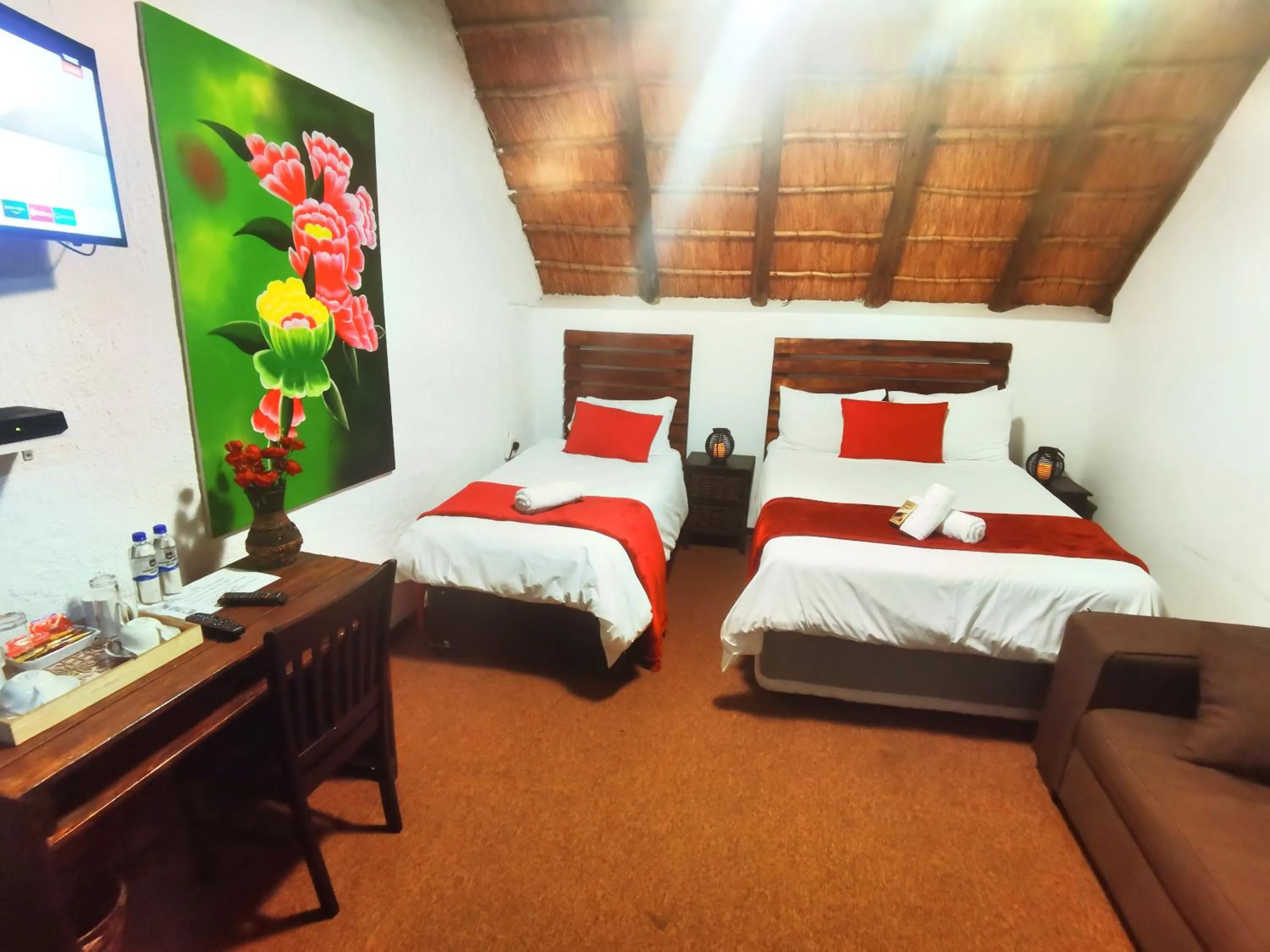 Photo of the whole room, Bed in Libra Lodge & Spa - Randburg, Johannesburg