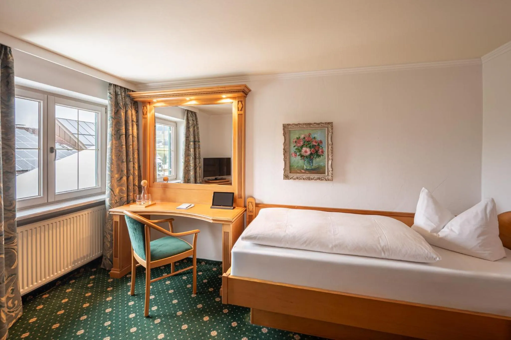 Photo of the whole room, Bed in Wohlfühlhotel Berwanger Hof