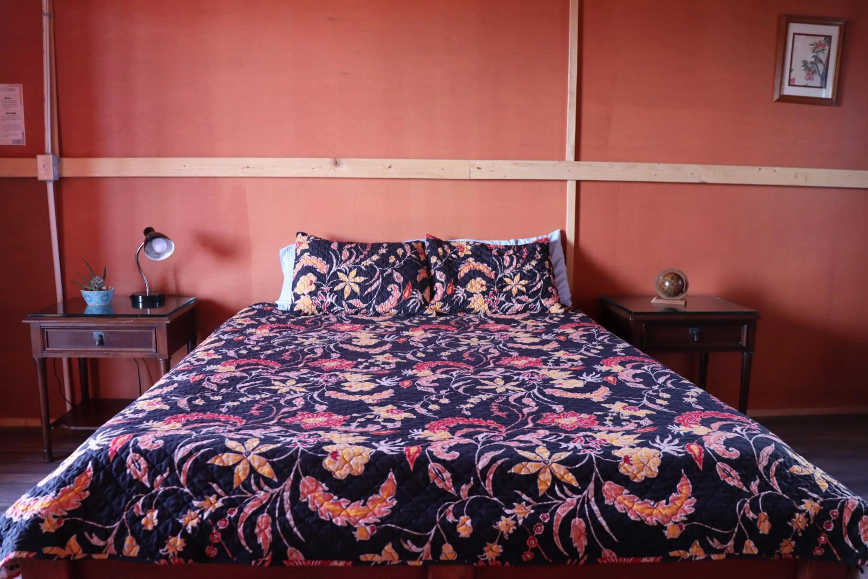 Bed in Open Gate Hostel Hawaii