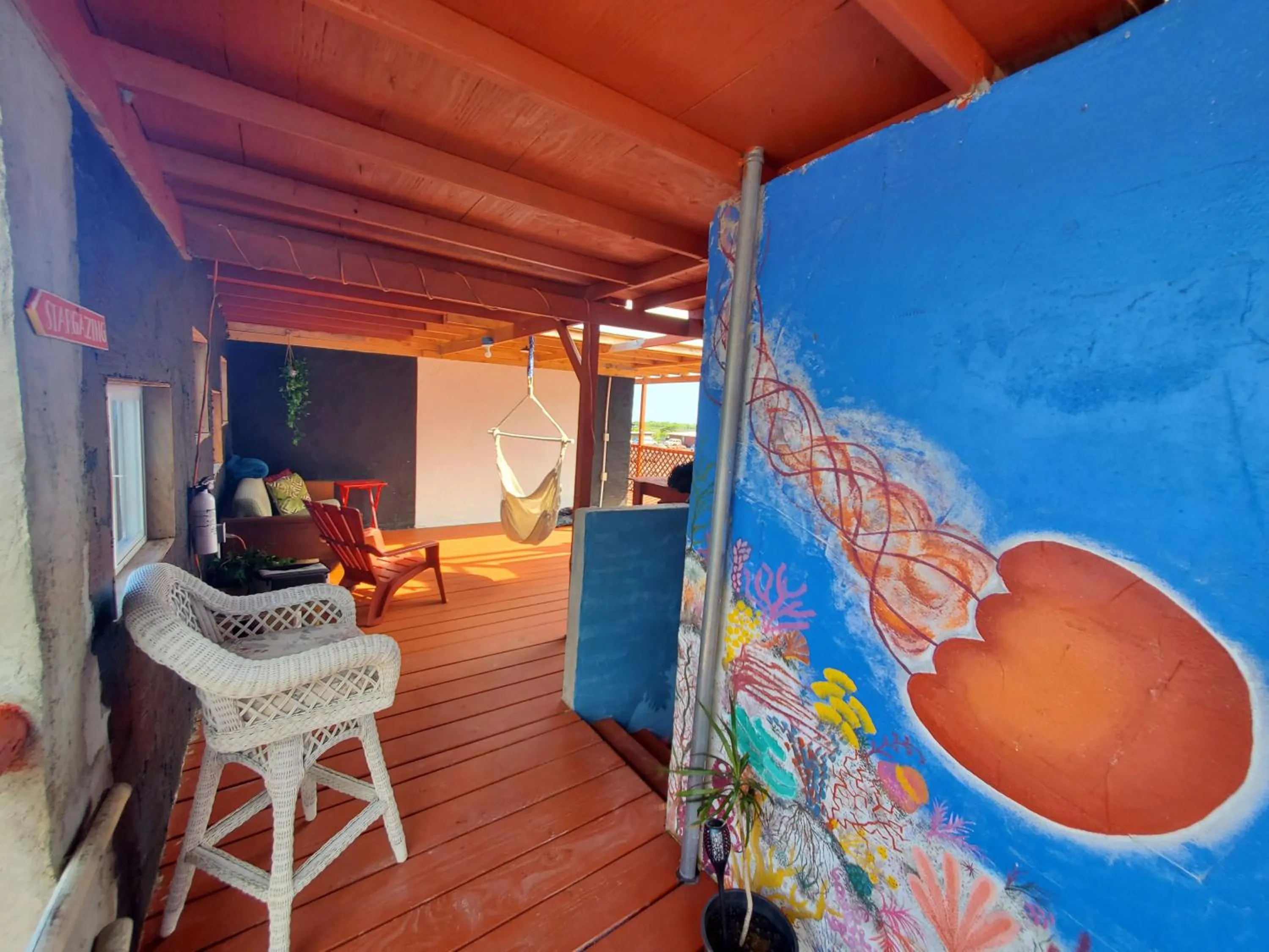 Property building in Open Gate Hostel Hawaii