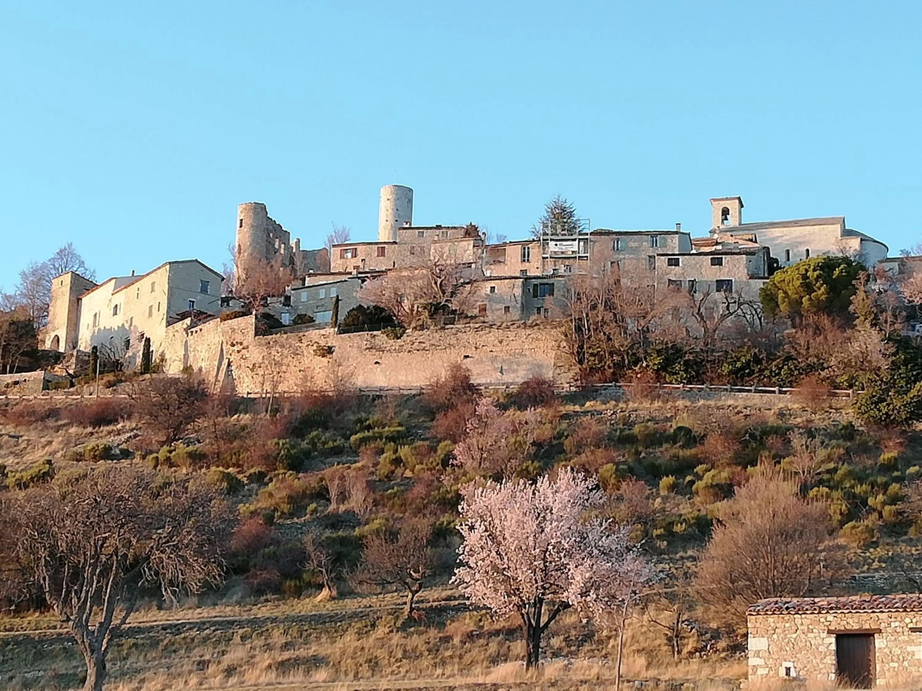 City view in chambre campagnarde