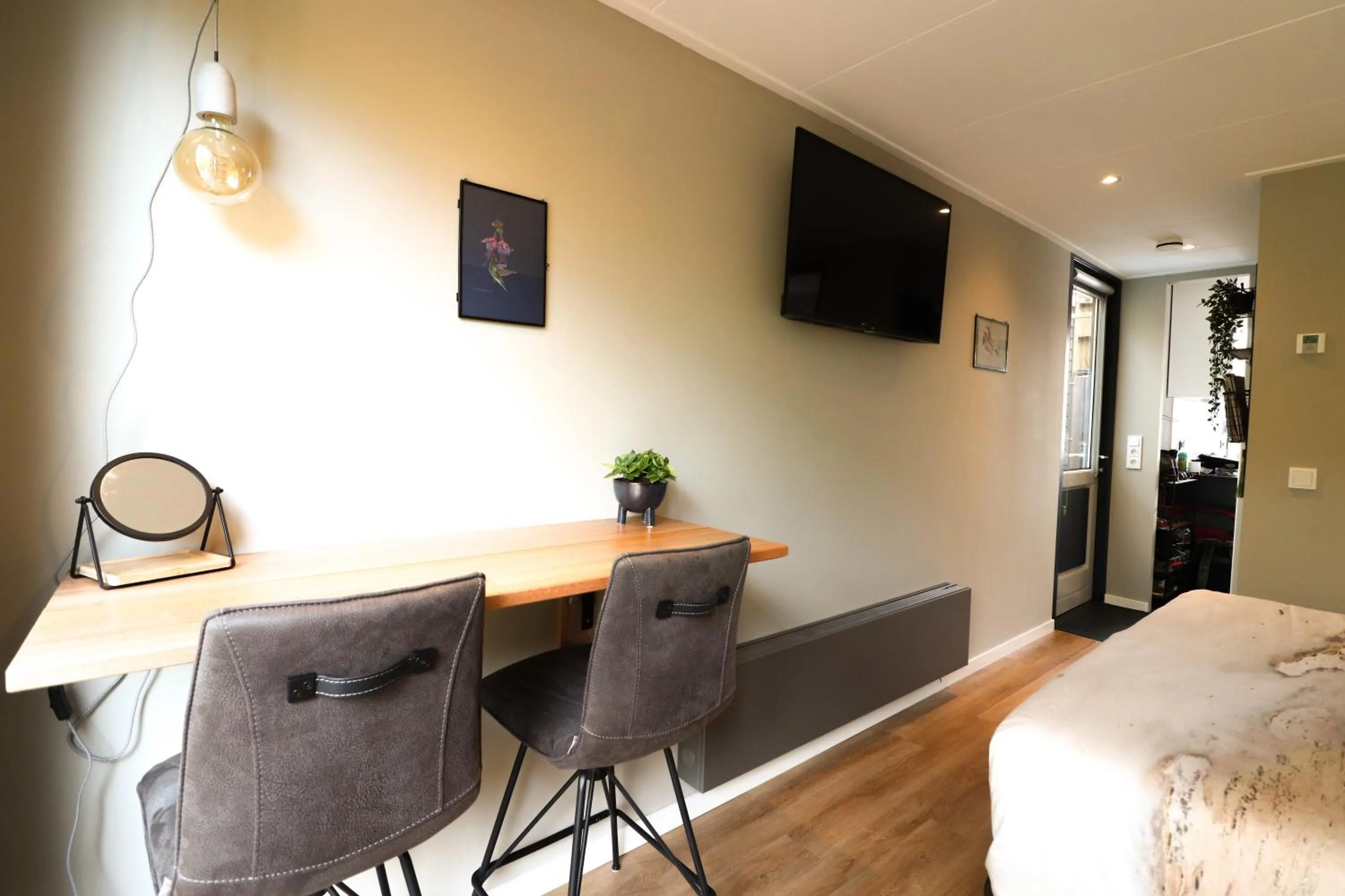 Bed in De Monarchvlinder