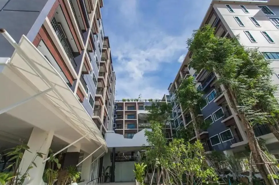 Property building in Zotel