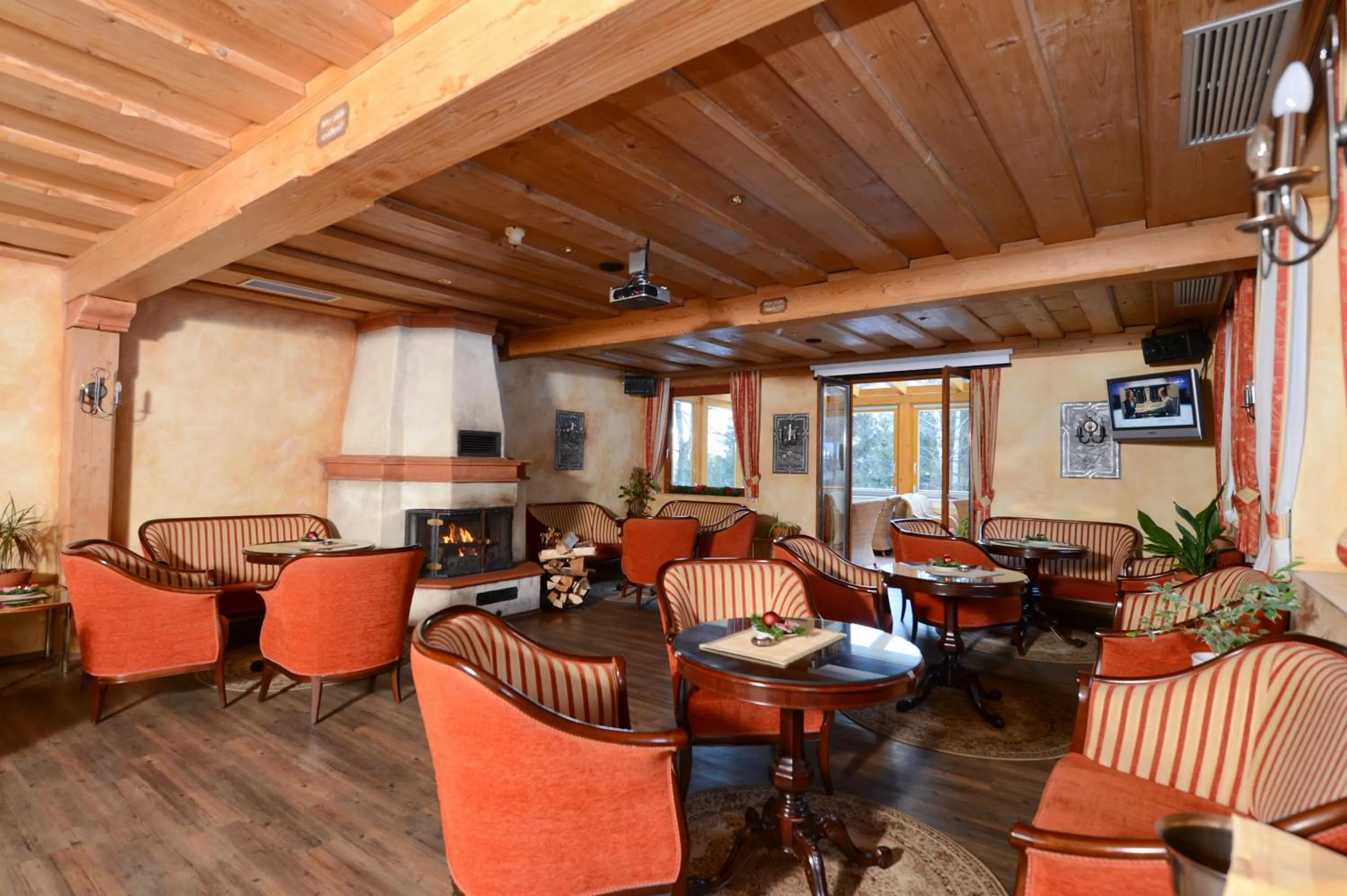 Lounge or bar in Sporthotel Heiligenblut