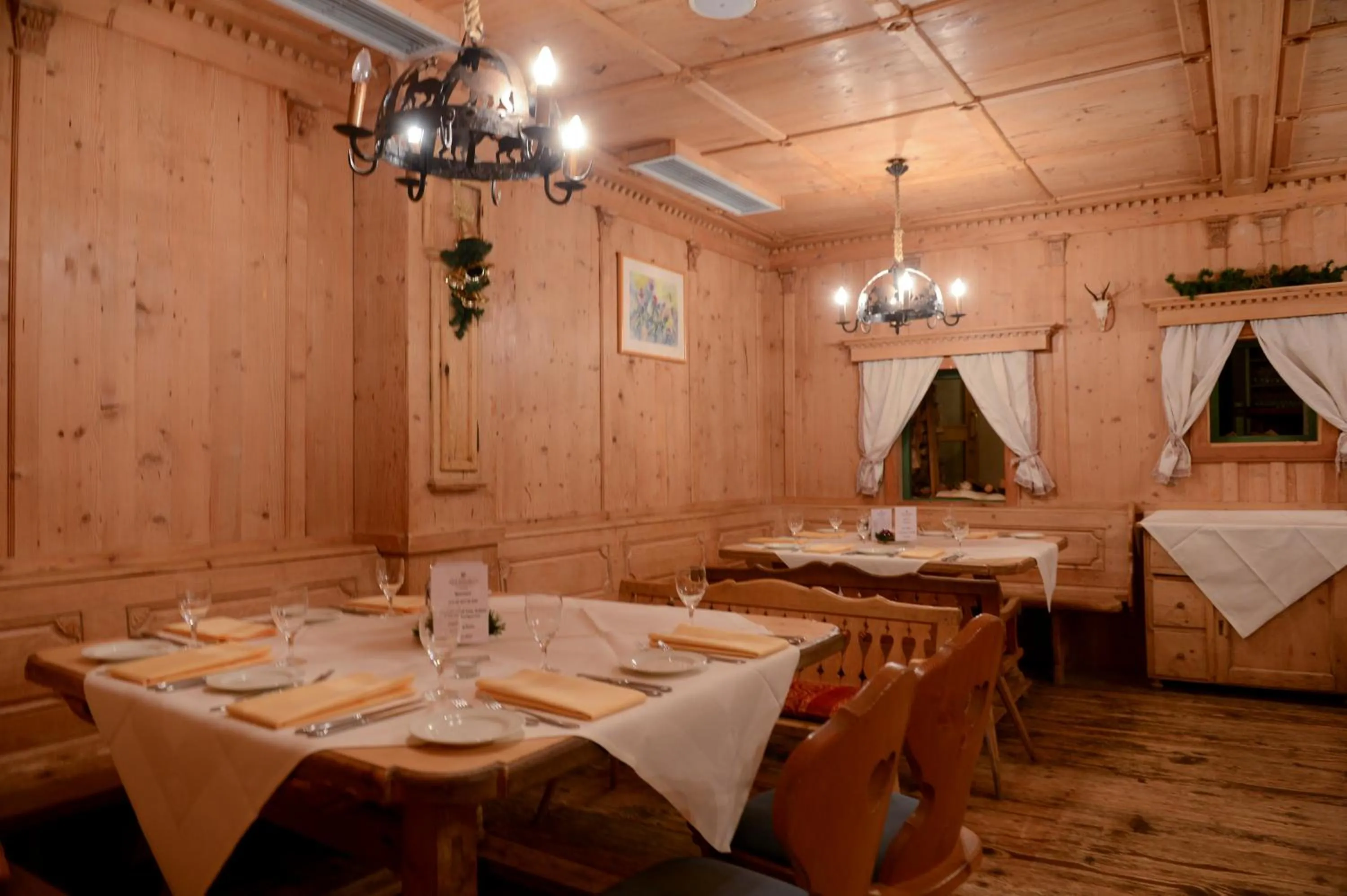 Restaurant/places to eat in Sporthotel Heiligenblut