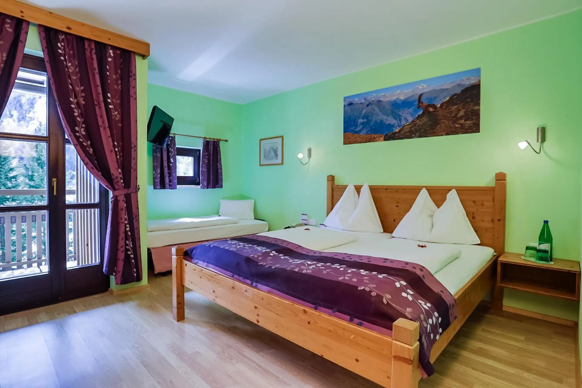 Photo of the whole room, Bed in Sporthotel Heiligenblut
