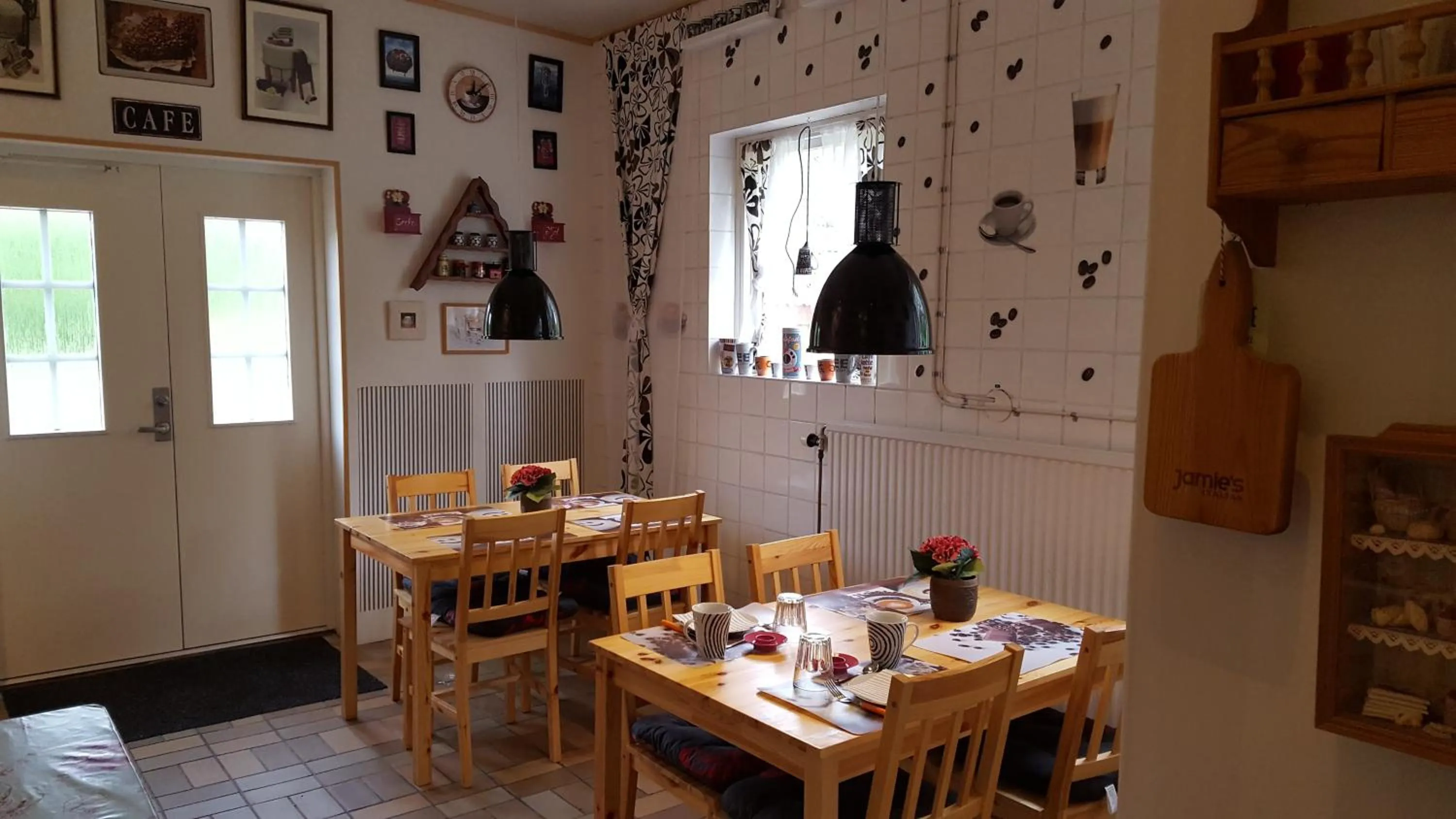 Restaurant/places to eat in B&B Parksäter