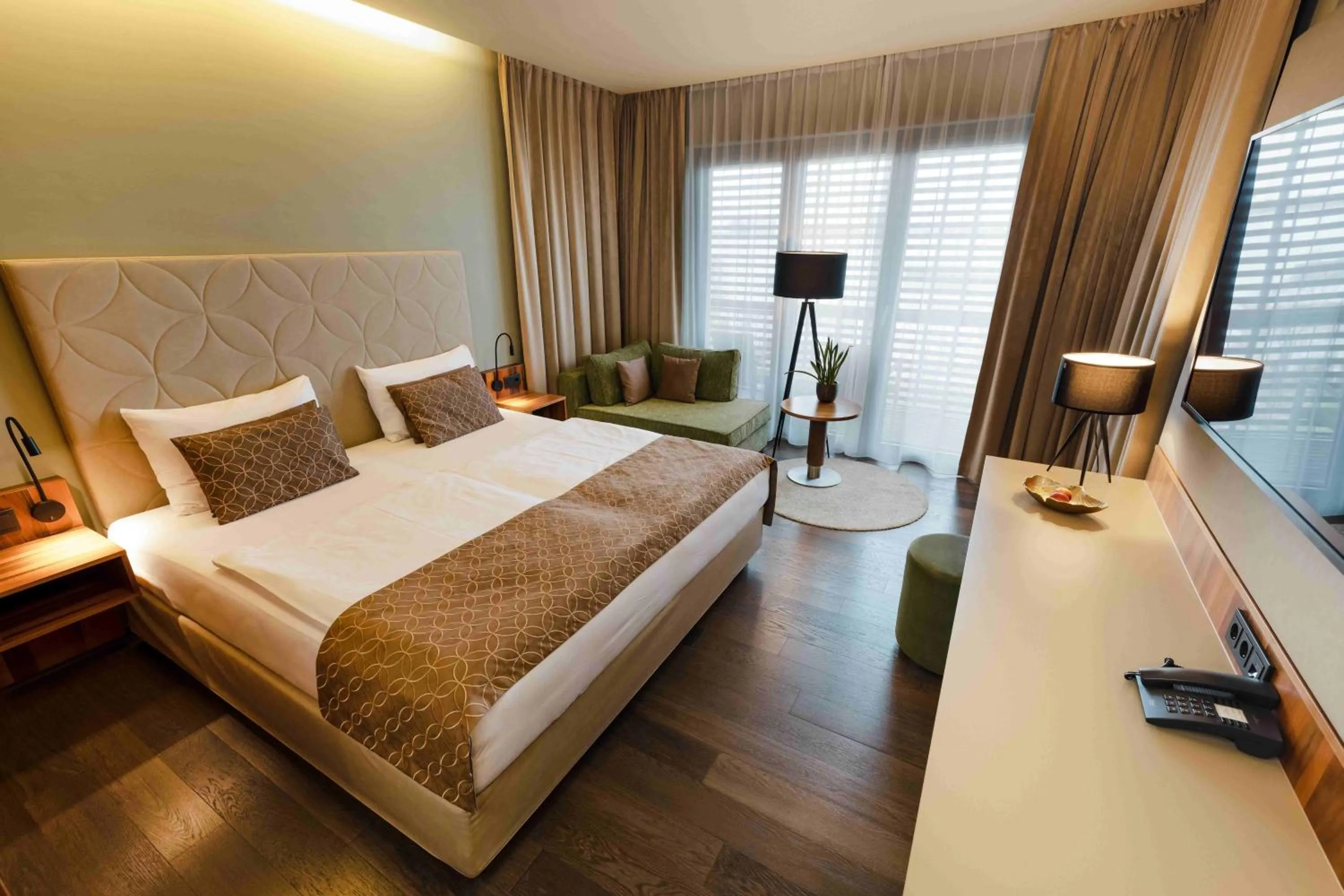 Bed in Therme Laa Hotel Silent Spa Villas