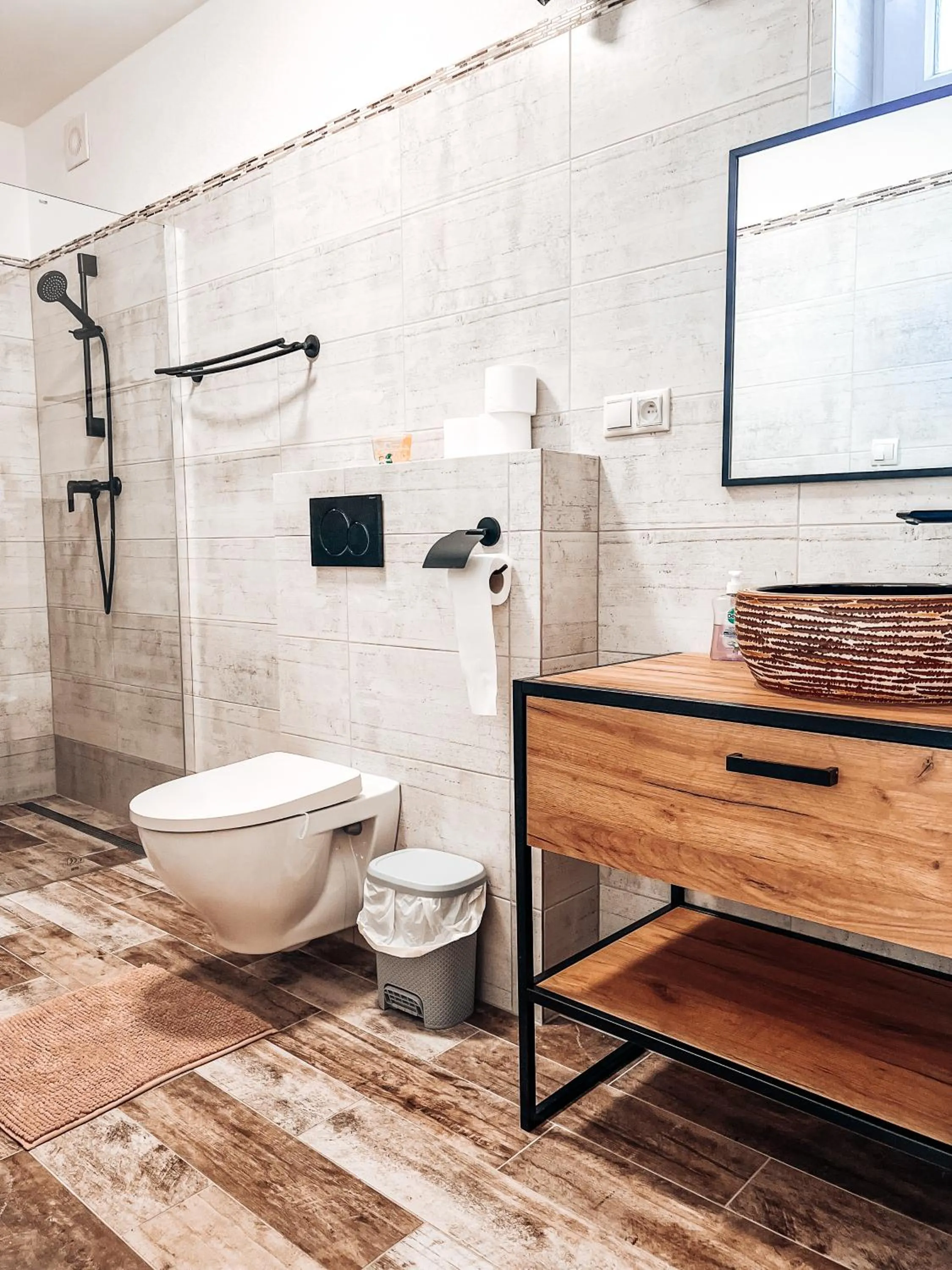 Shower in Rezidencia Podhájska