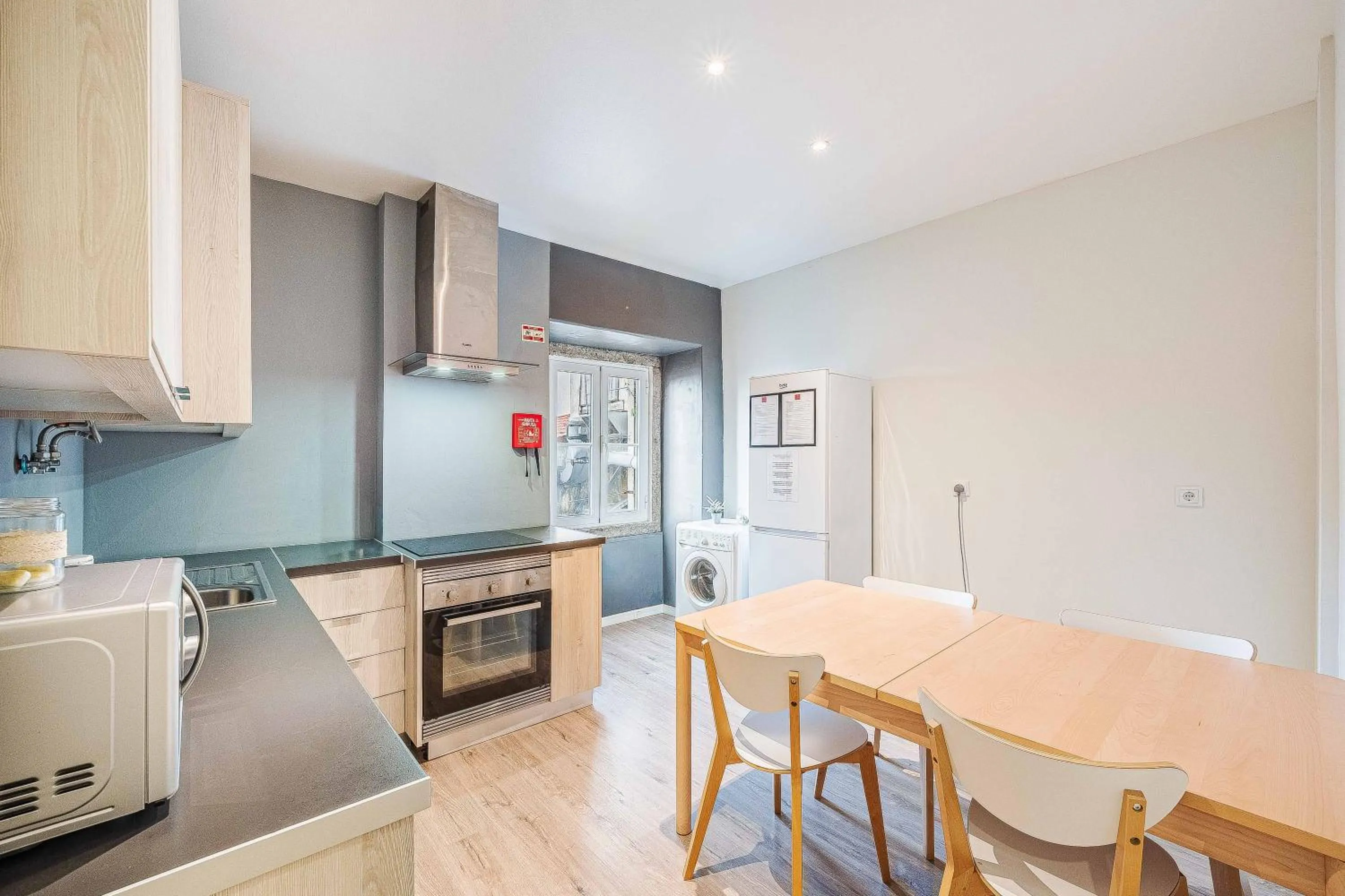 Communal kitchen in Casas da Biquinha