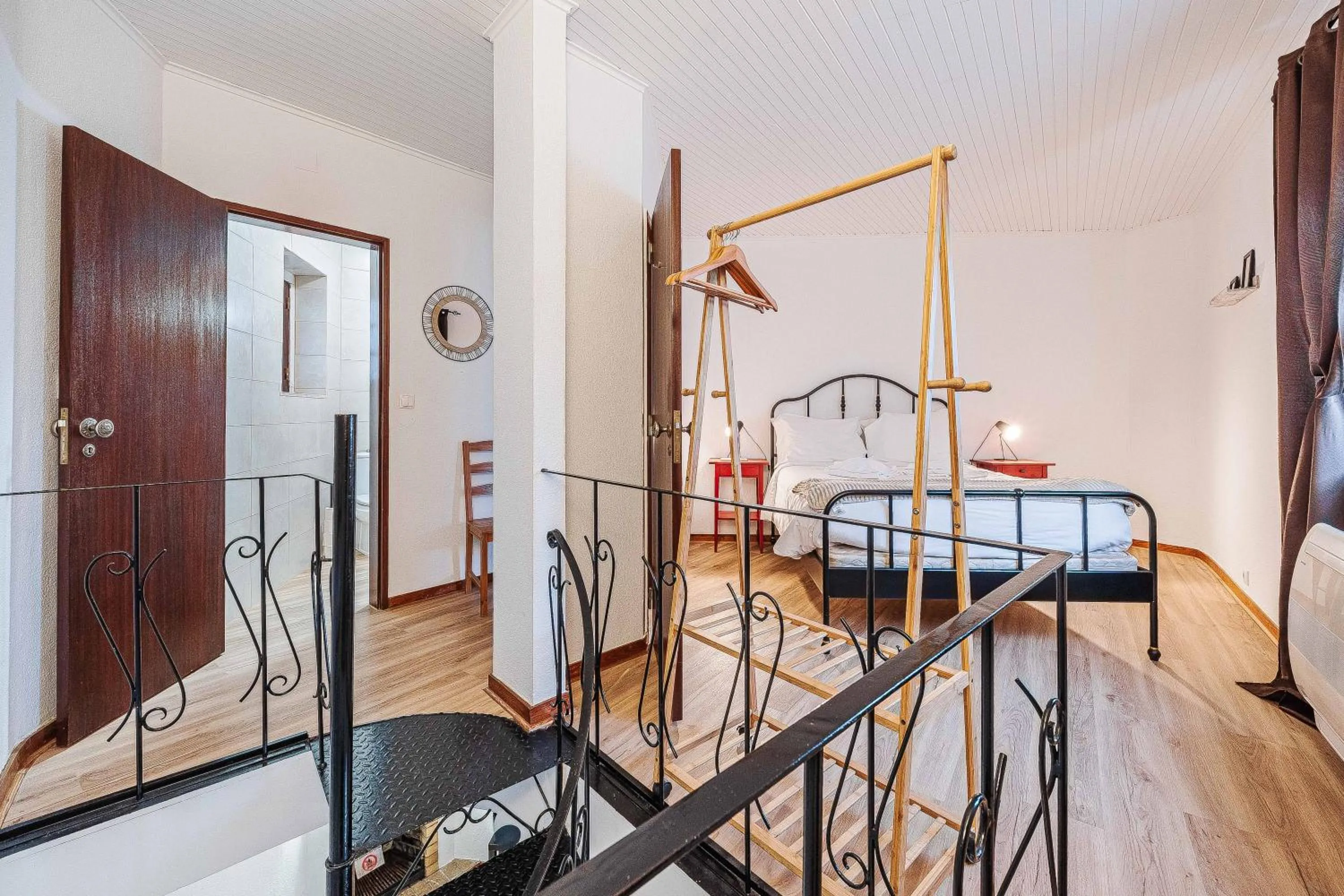 Bedroom, Bed in Casas da Biquinha