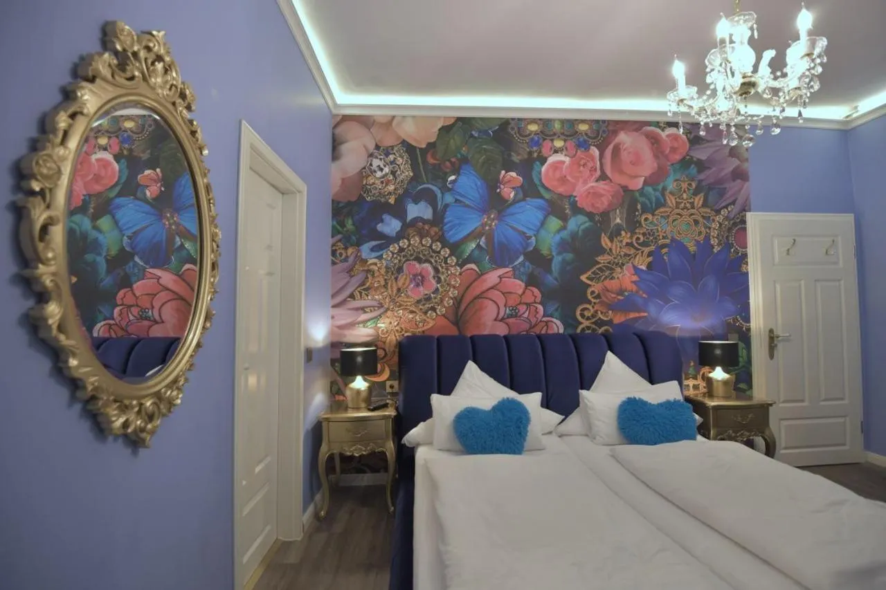 Photo of the whole room, Bed in Boutiquehotel Villa Rosenhof