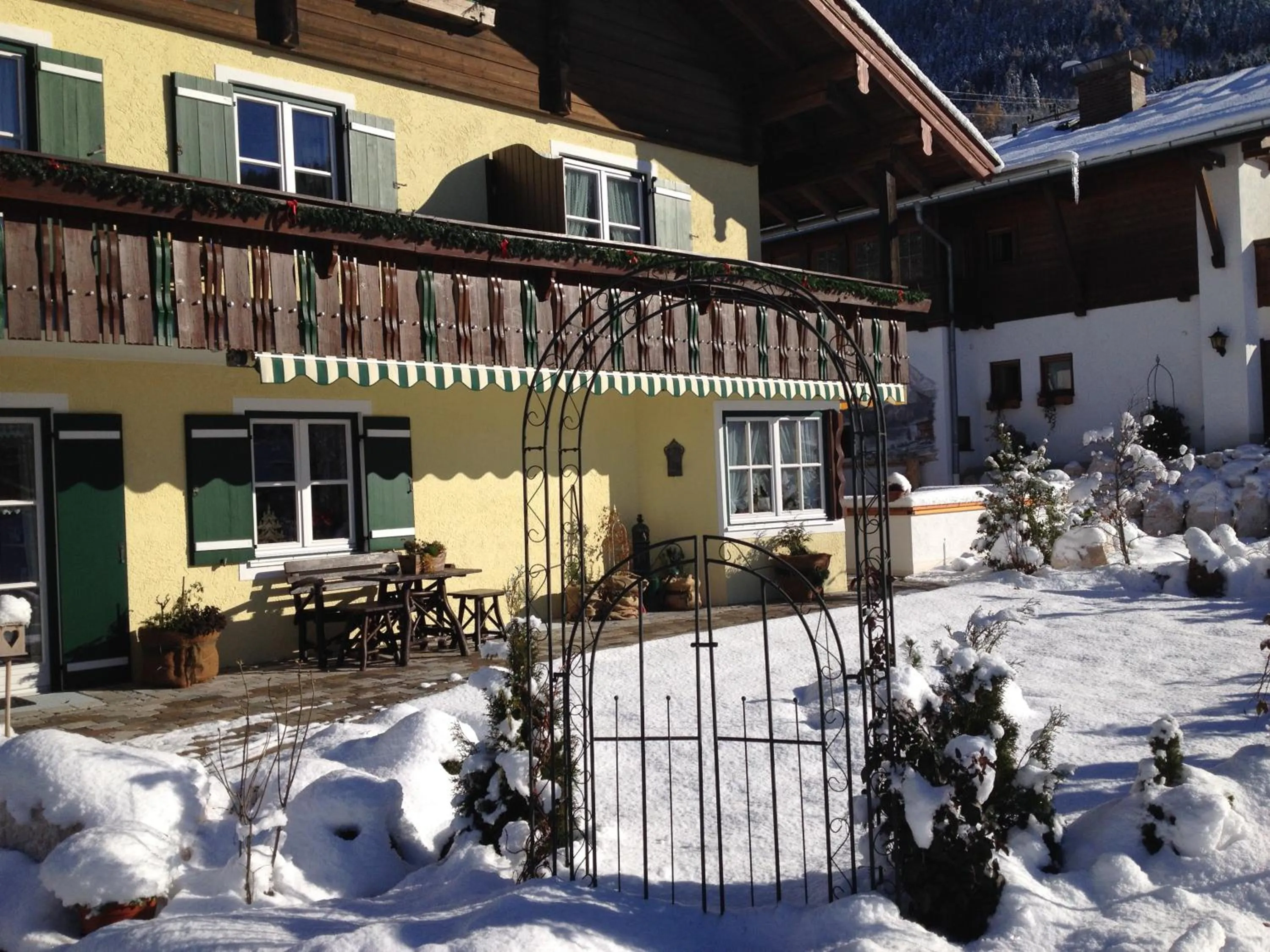 Facade/entrance in Alpenhotel Bergzauber