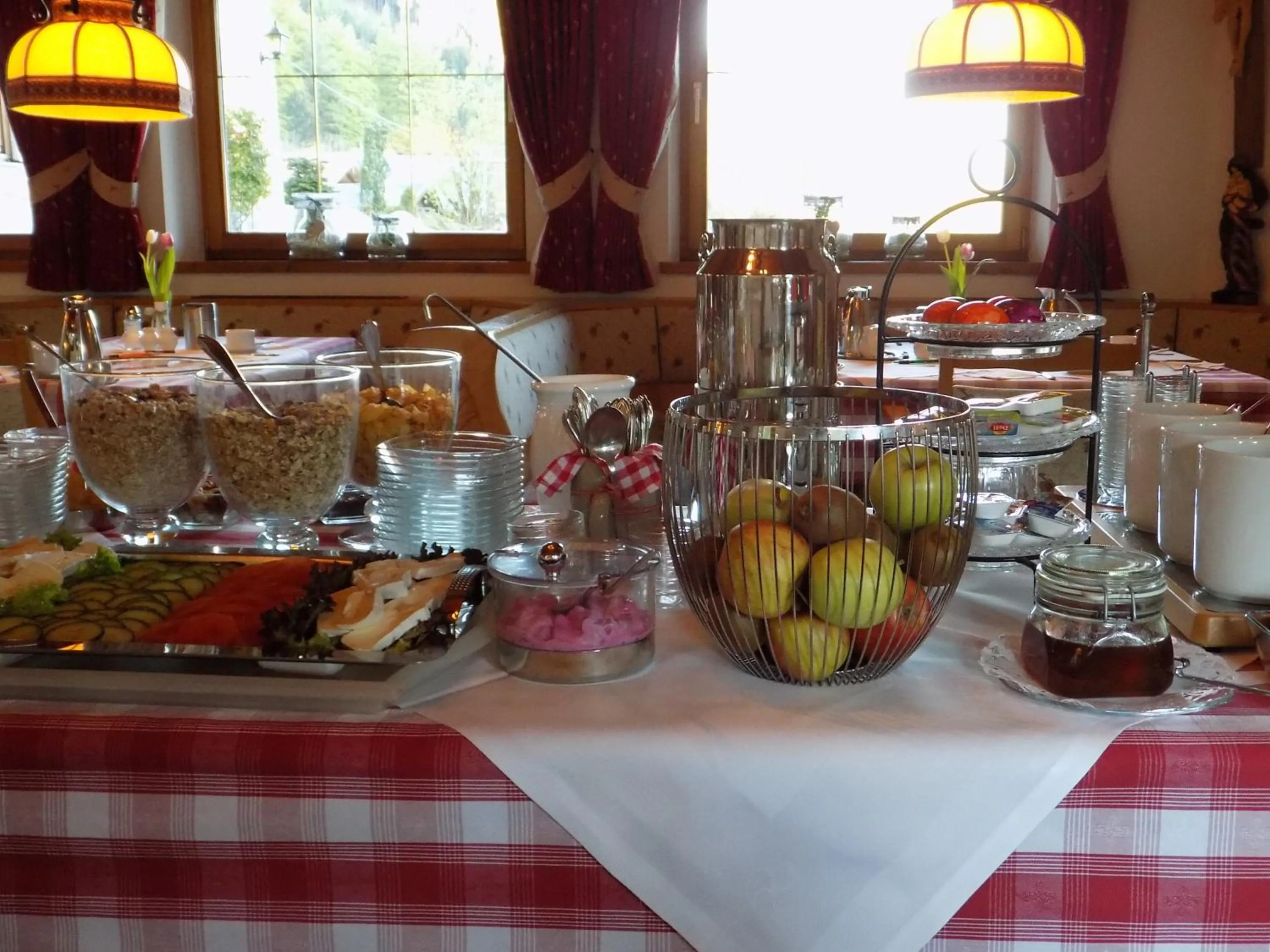 Buffet breakfast in Alpenhotel Bergzauber