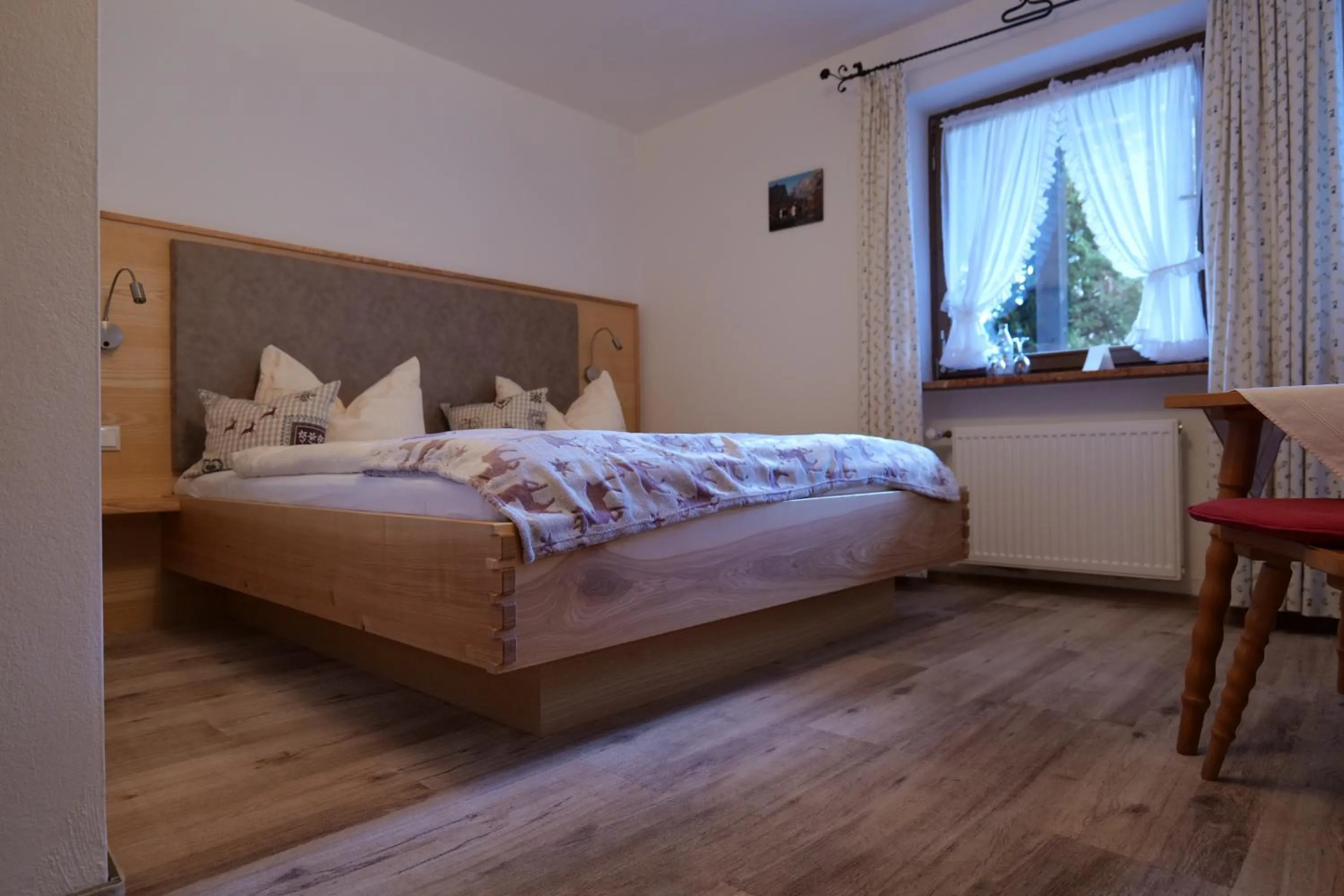 Bed in Alpenhotel Bergzauber