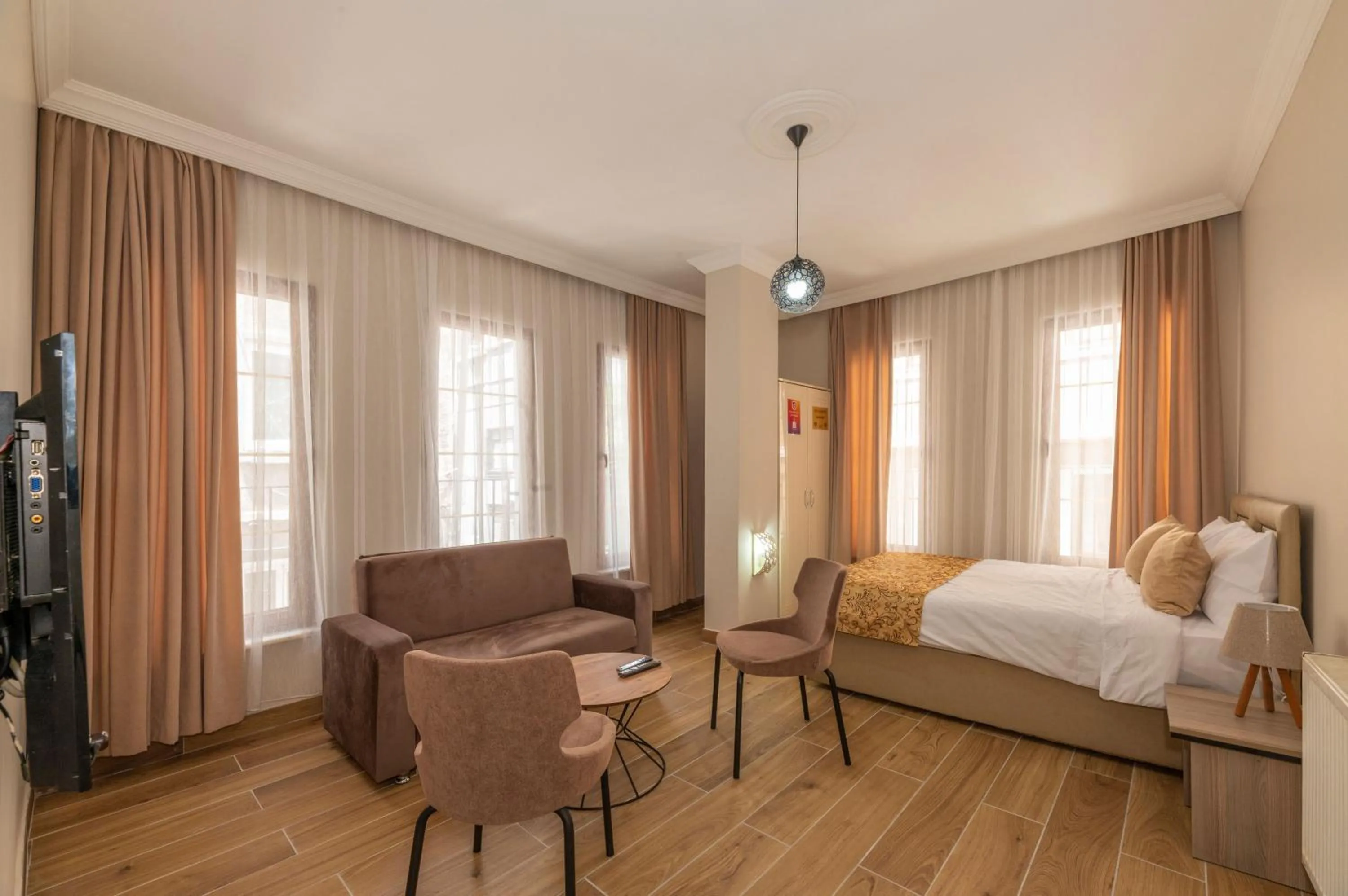 Photo of the whole room, Bed in Marida Residence - Istanbul Taksim