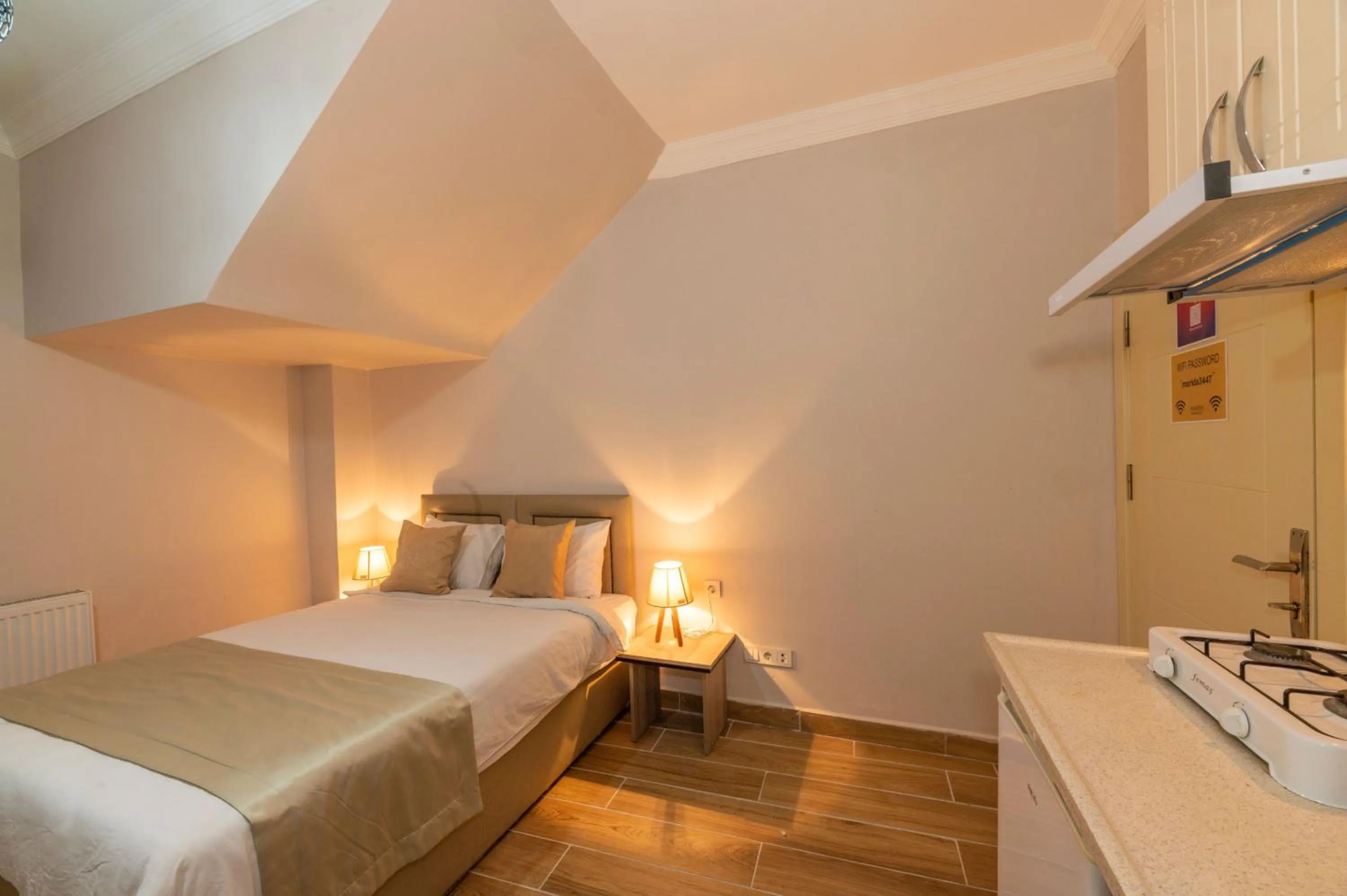 Photo of the whole room, Bed in Marida Residence - Istanbul Taksim