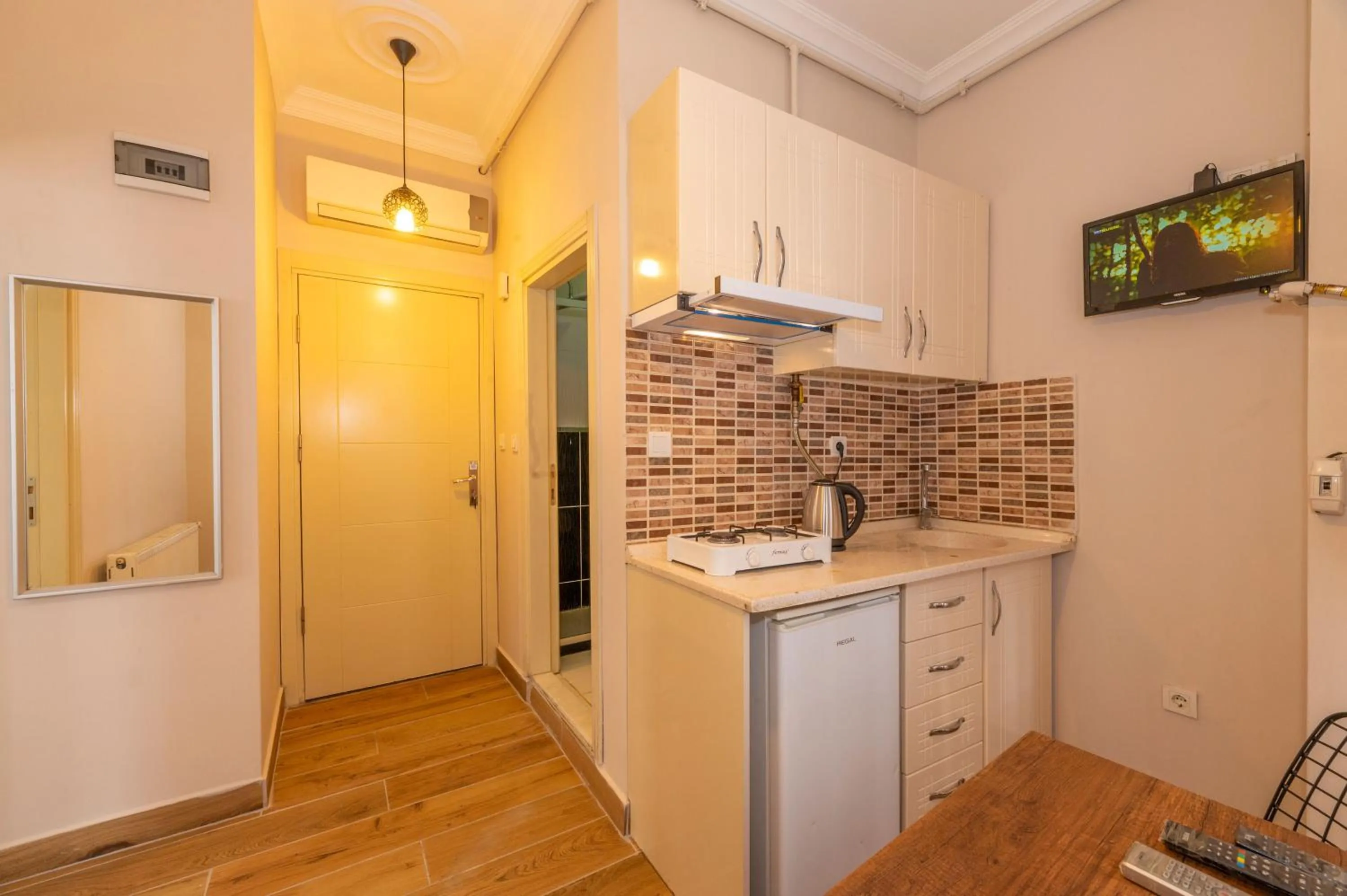 Photo of the whole room in Marida Residence - Istanbul Taksim