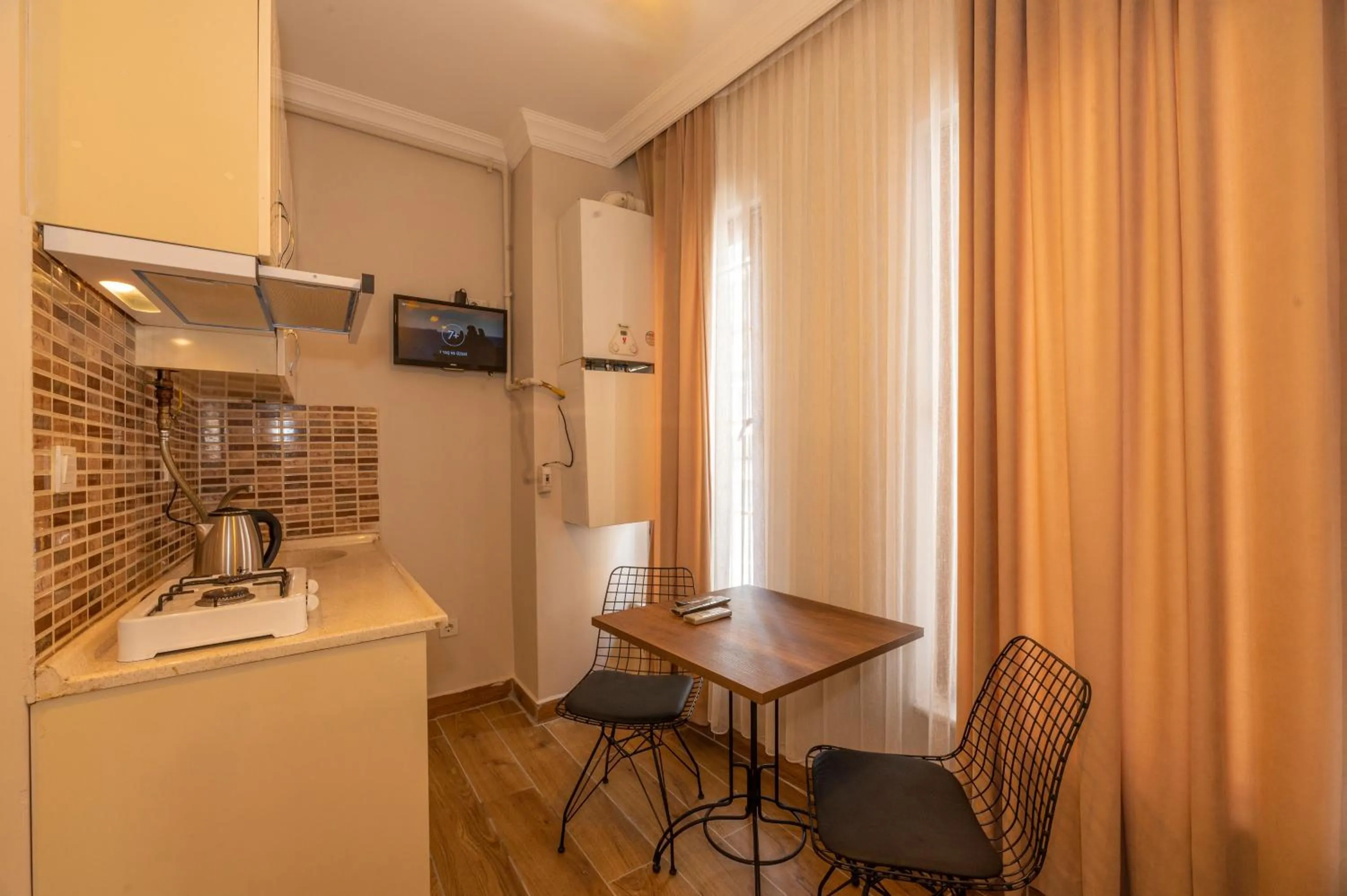 Photo of the whole room in Marida Residence - Istanbul Taksim