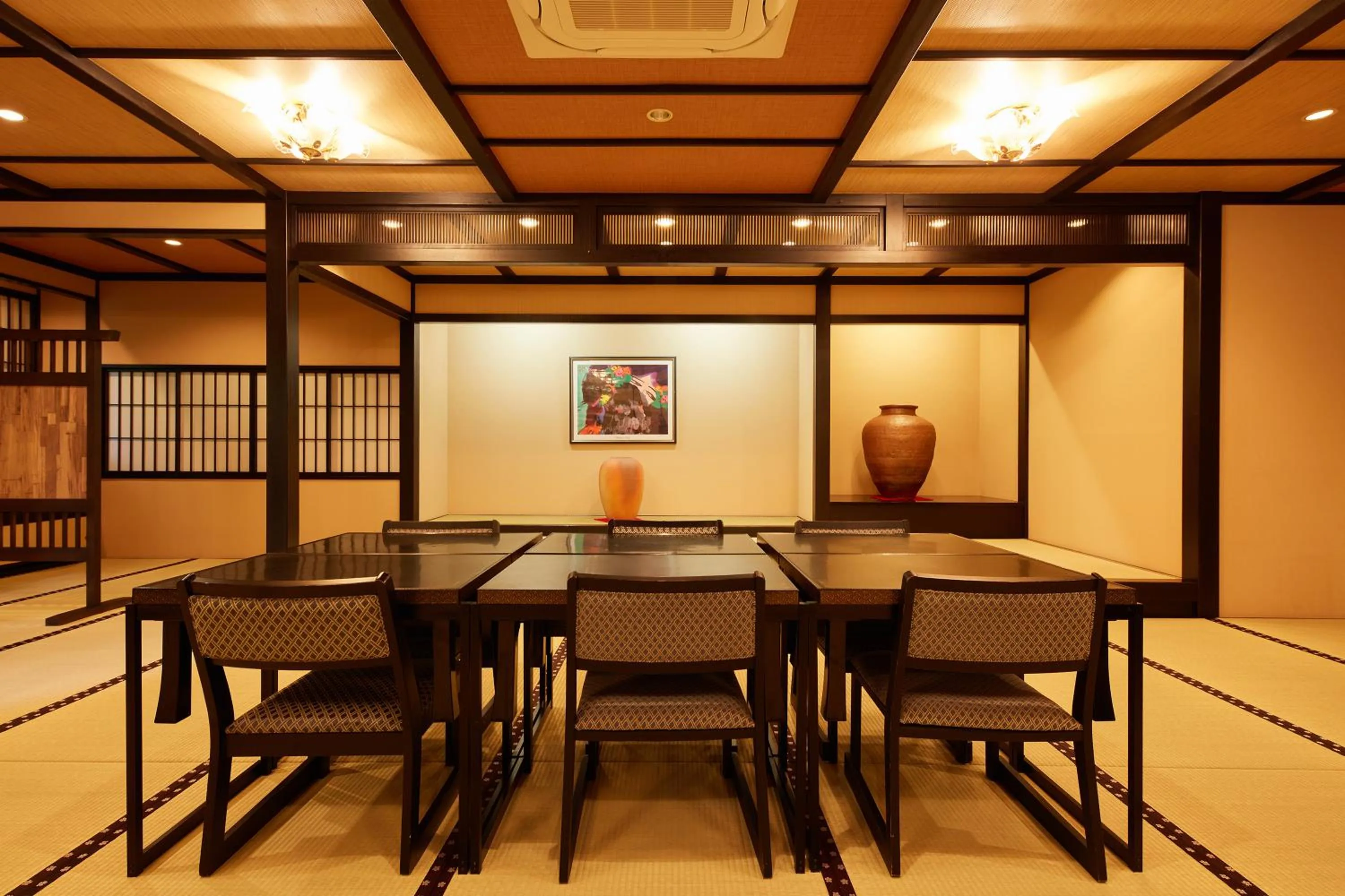 Dining area in Hana No Omotenashi Nanraku