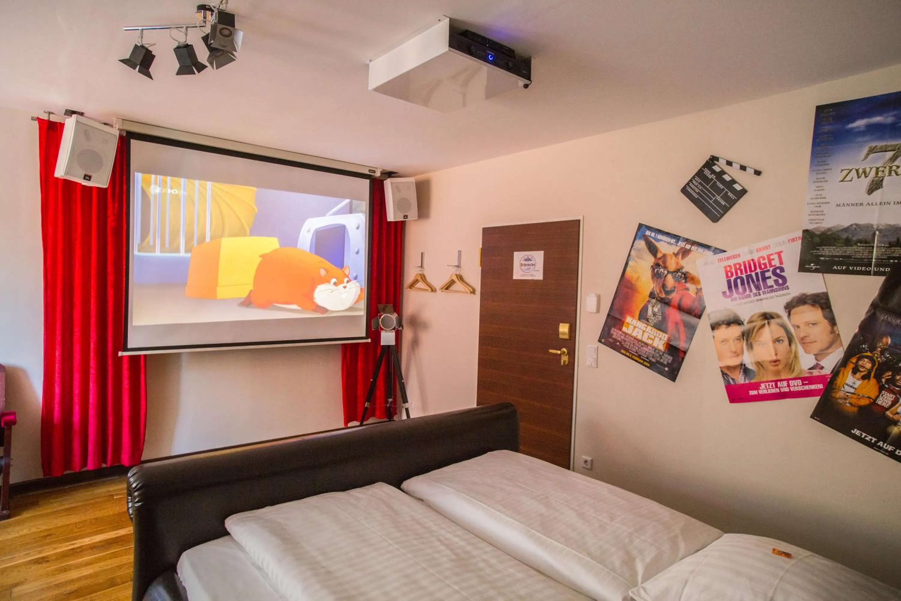 Photo of the whole room, Bed in Landhotel Beverland bei Münster