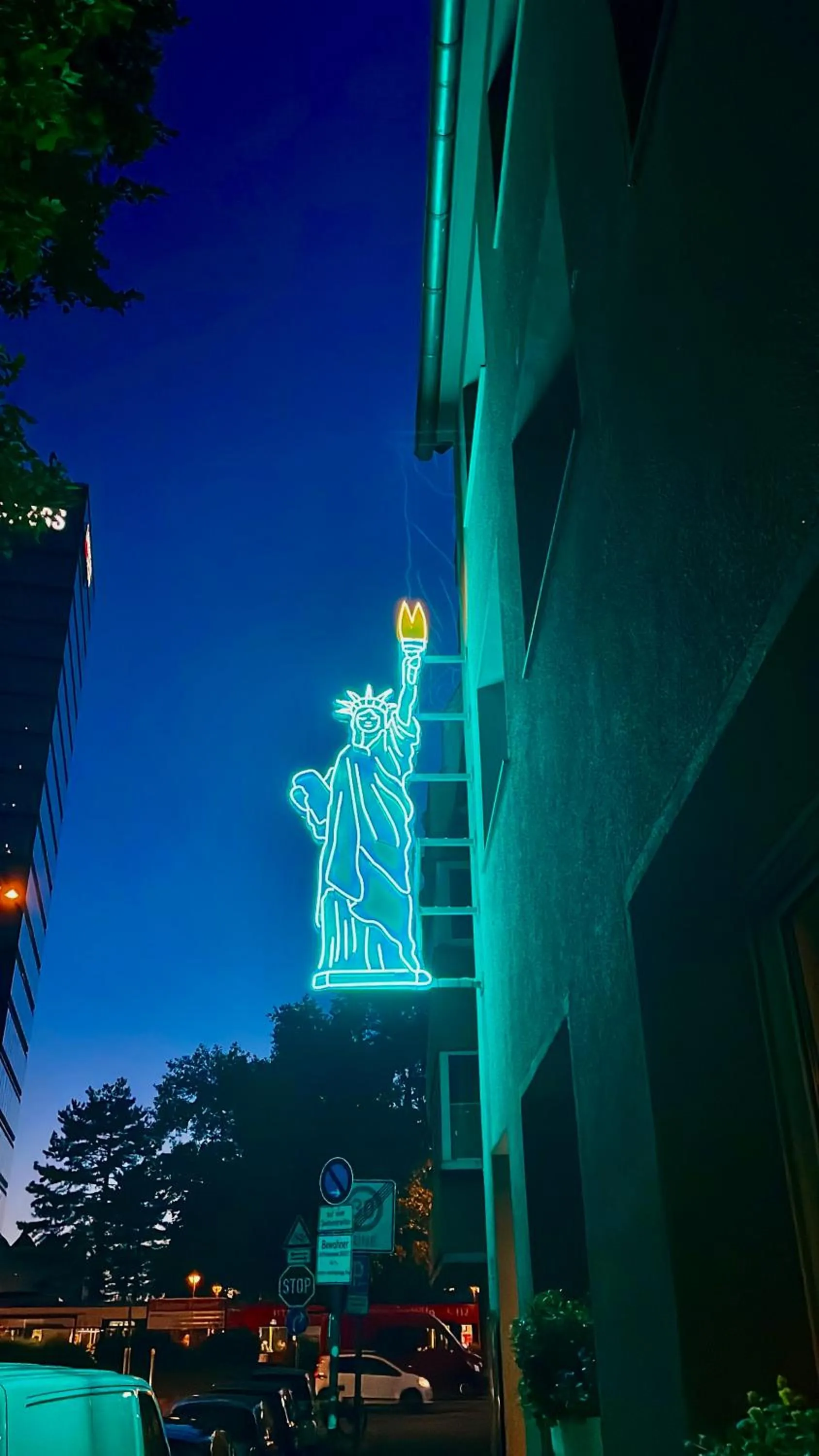 Logo/Certificate/Sign in Liberty Hotel Cologne