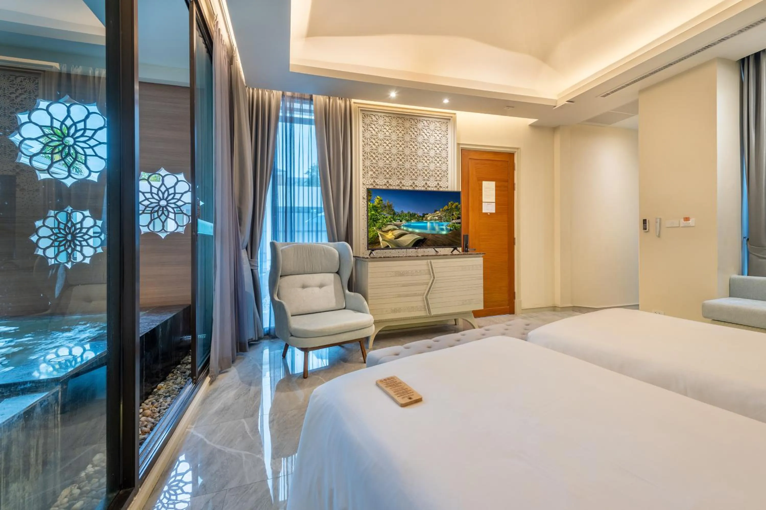 Bedroom, Bed in Phukalini Luxury Pool Villa & Onsen